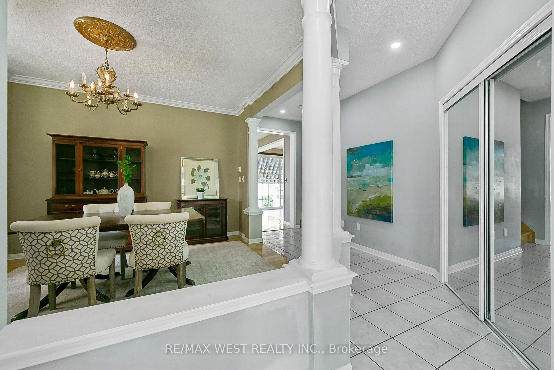 737 Turrell Crescent Property Photo 8