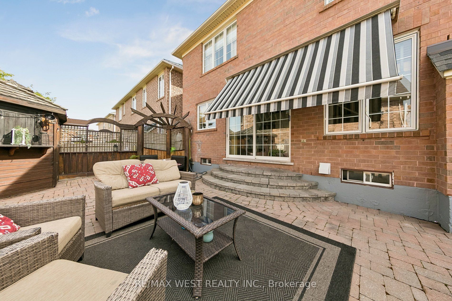 737 Turrell Crescent Property Photo 44