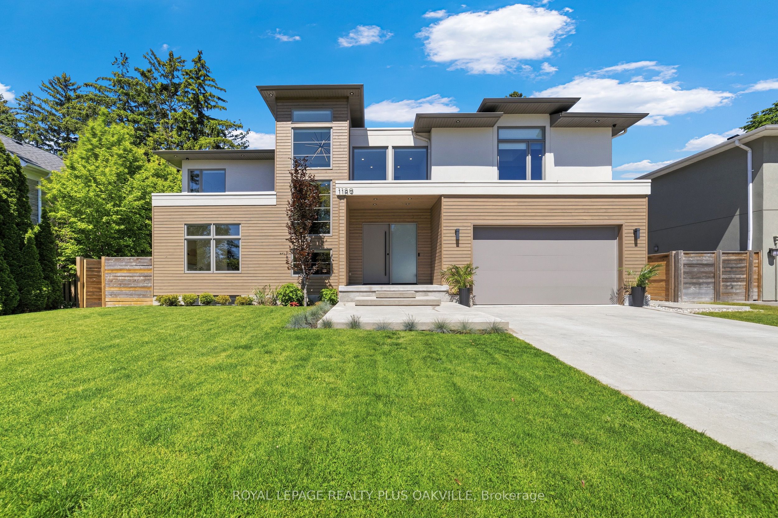 1189 Tisdale Street Property Photo 1