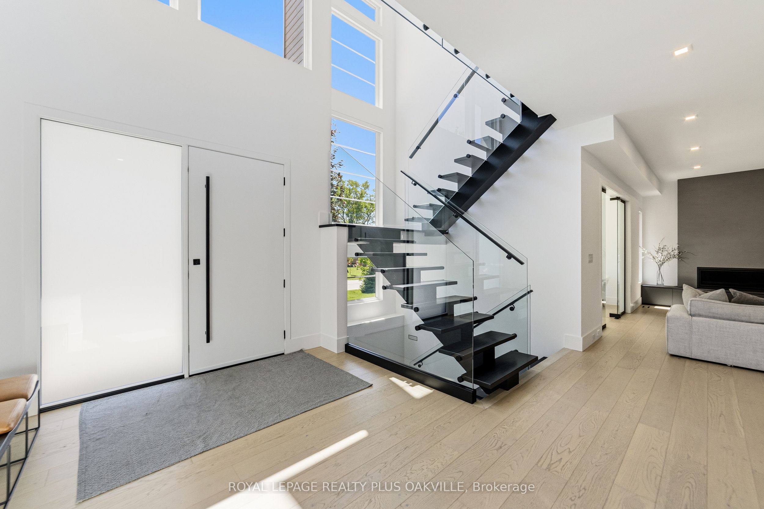 1189 Tisdale Street Property Photo 3