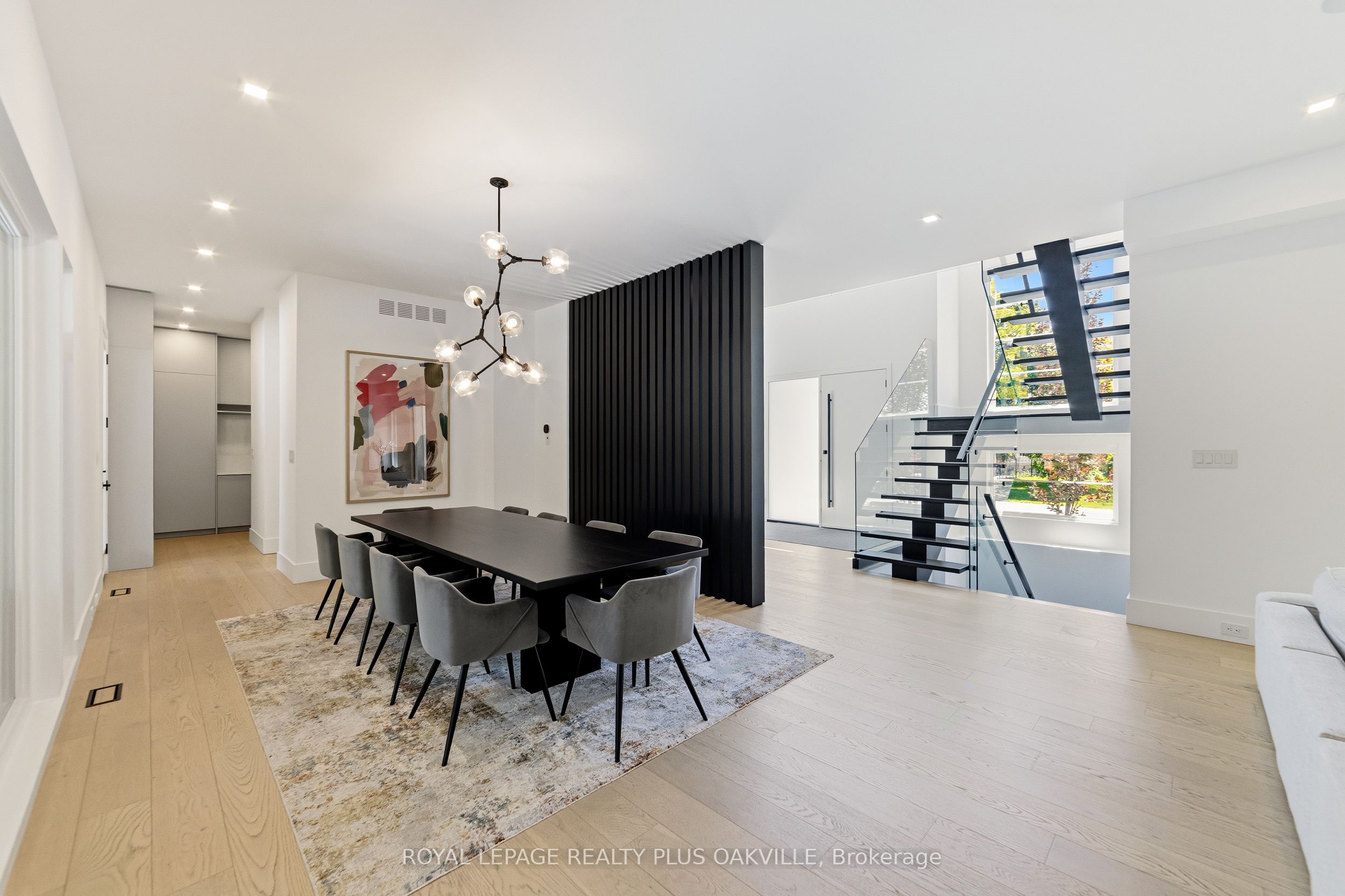 1189 Tisdale Street Property Photo 7