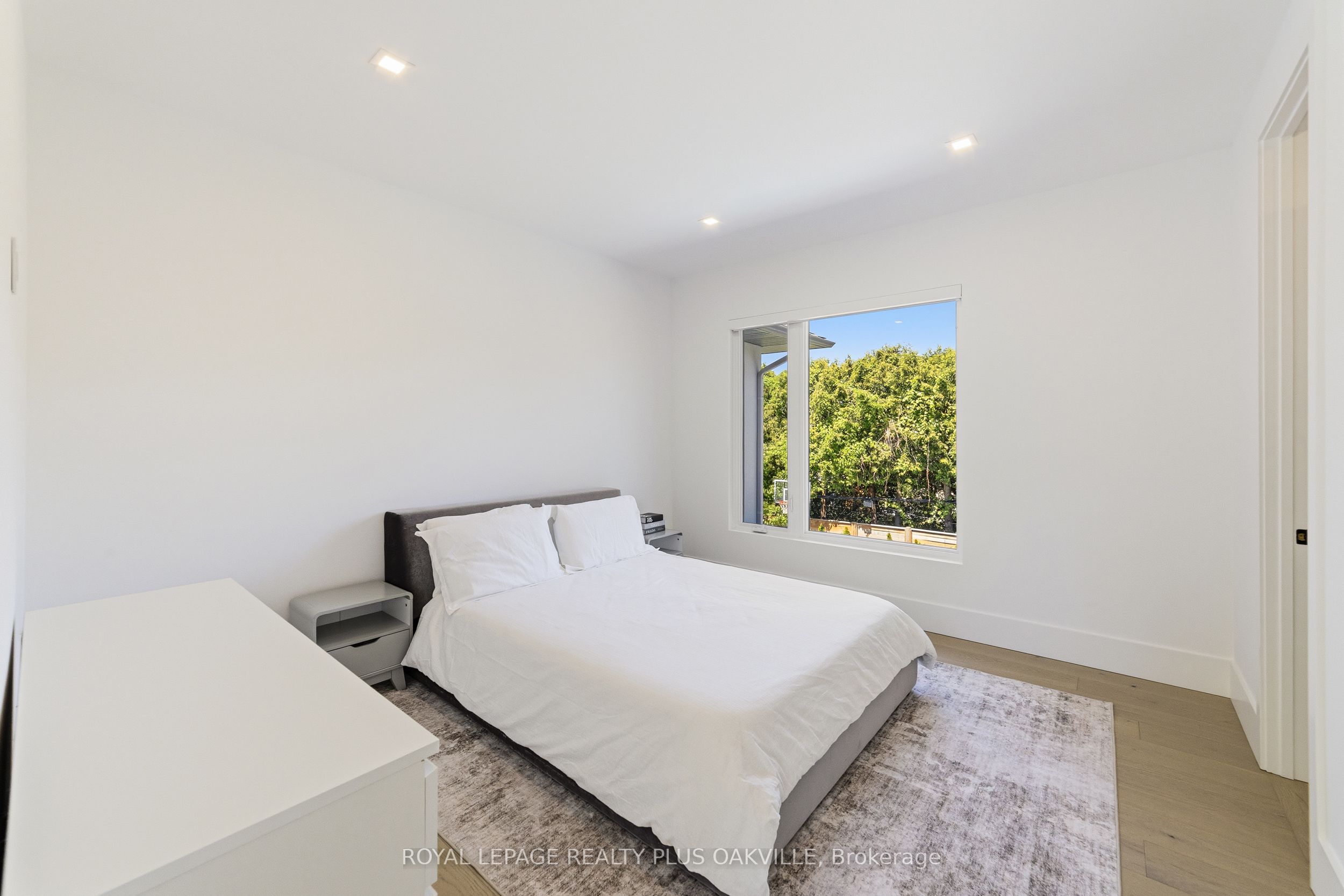 1189 Tisdale Street Property Photo 14