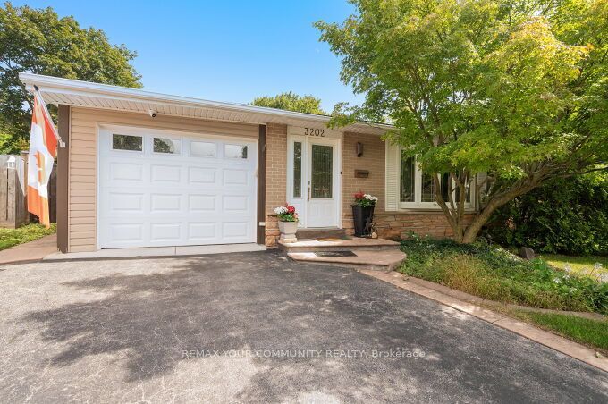 3202 Centennial Drive E