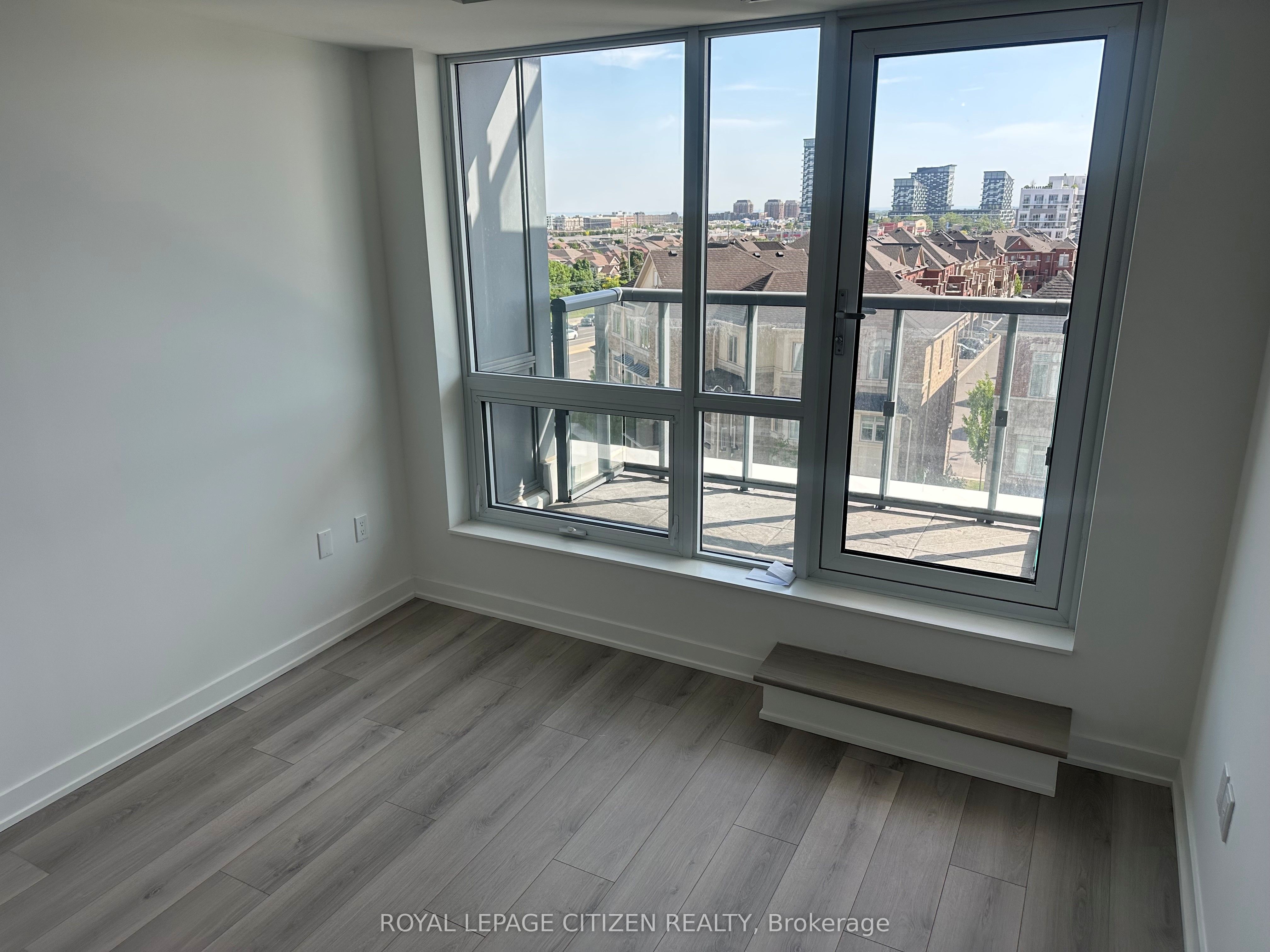 1005 Dundas Street E 631 Property Photo 18