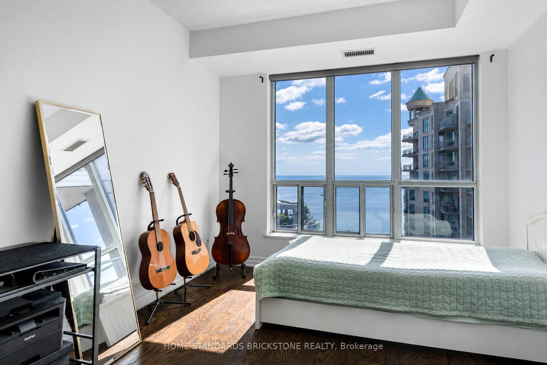 2087 Lake Shore Boulevard W 1504 Property Photo 8