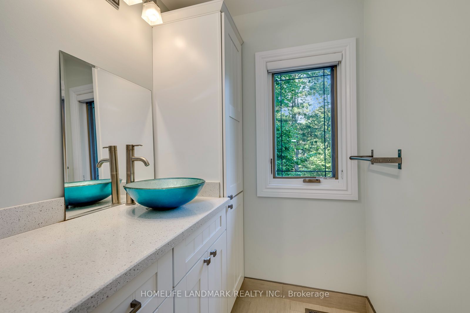 2333 Bennington Gate Property Photo 26