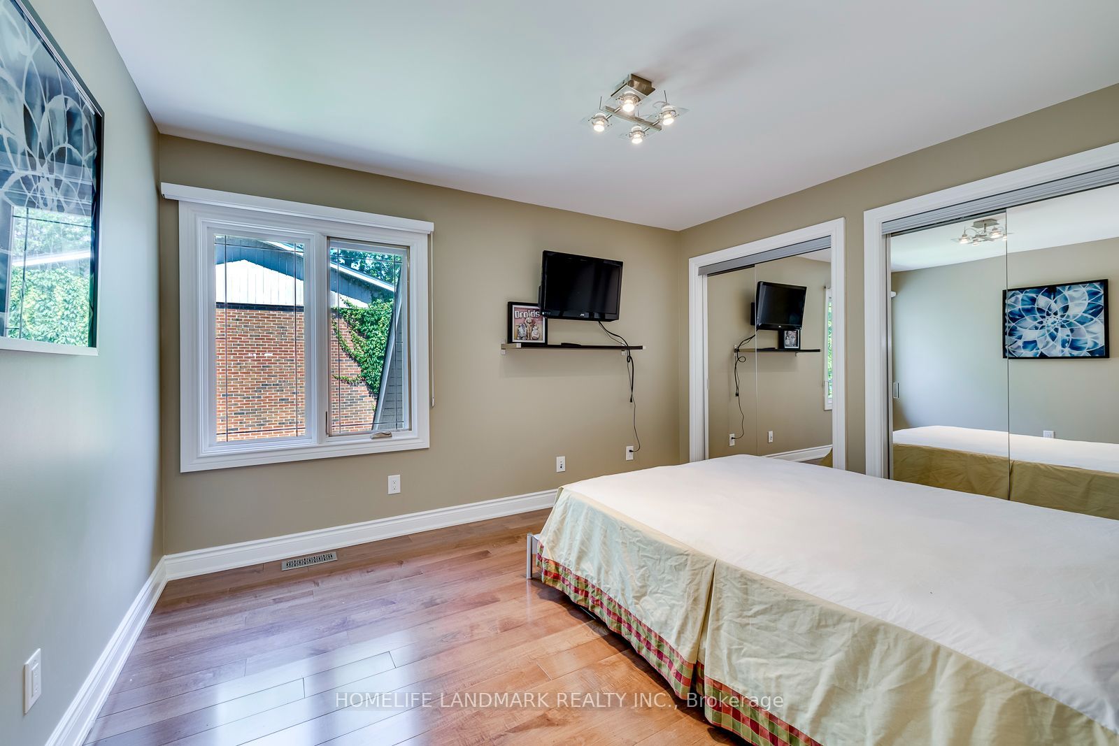 2333 Bennington Gate Property Photo 29