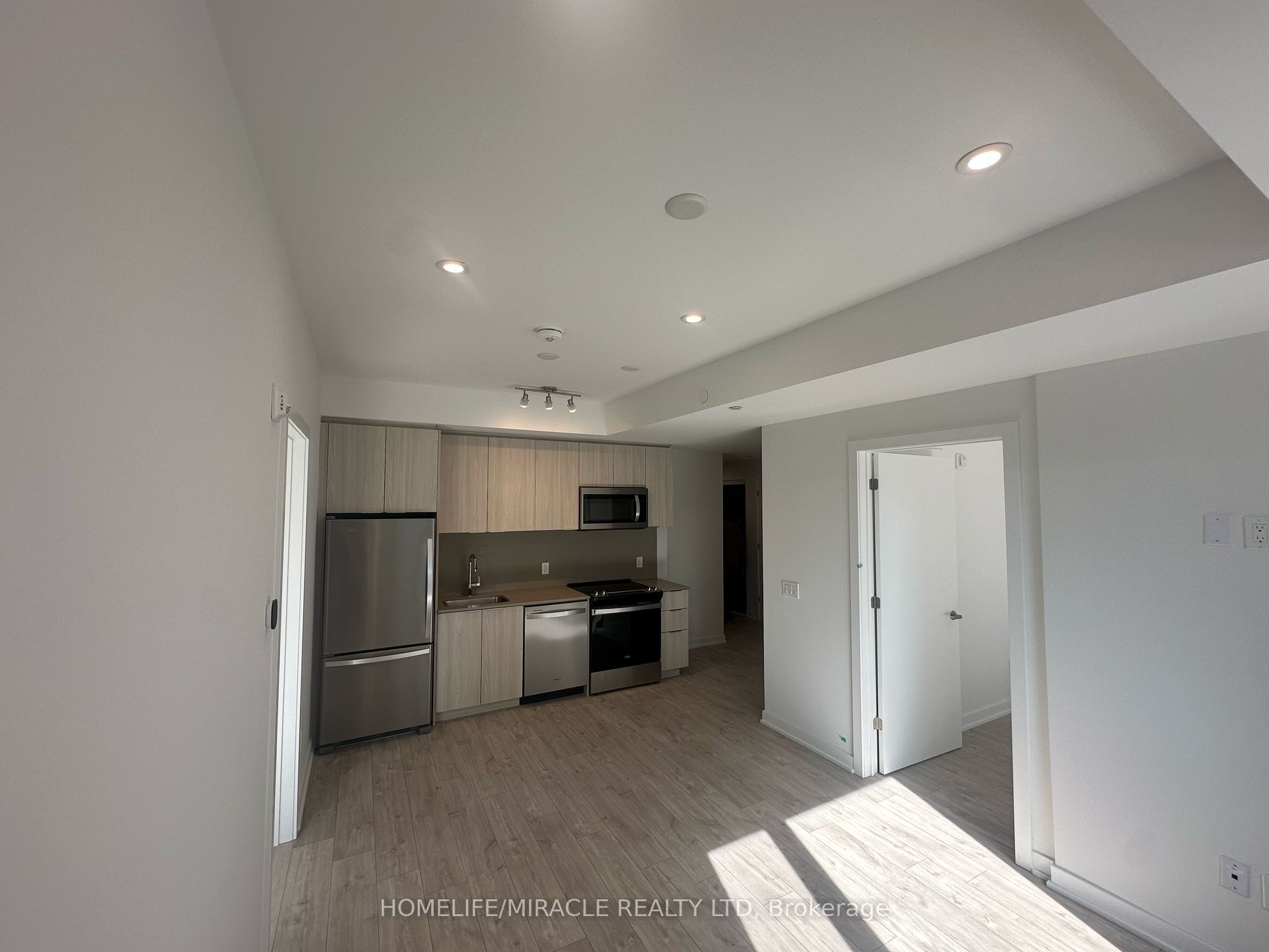 770 Whitlock Avenue A215 Property Photo 7