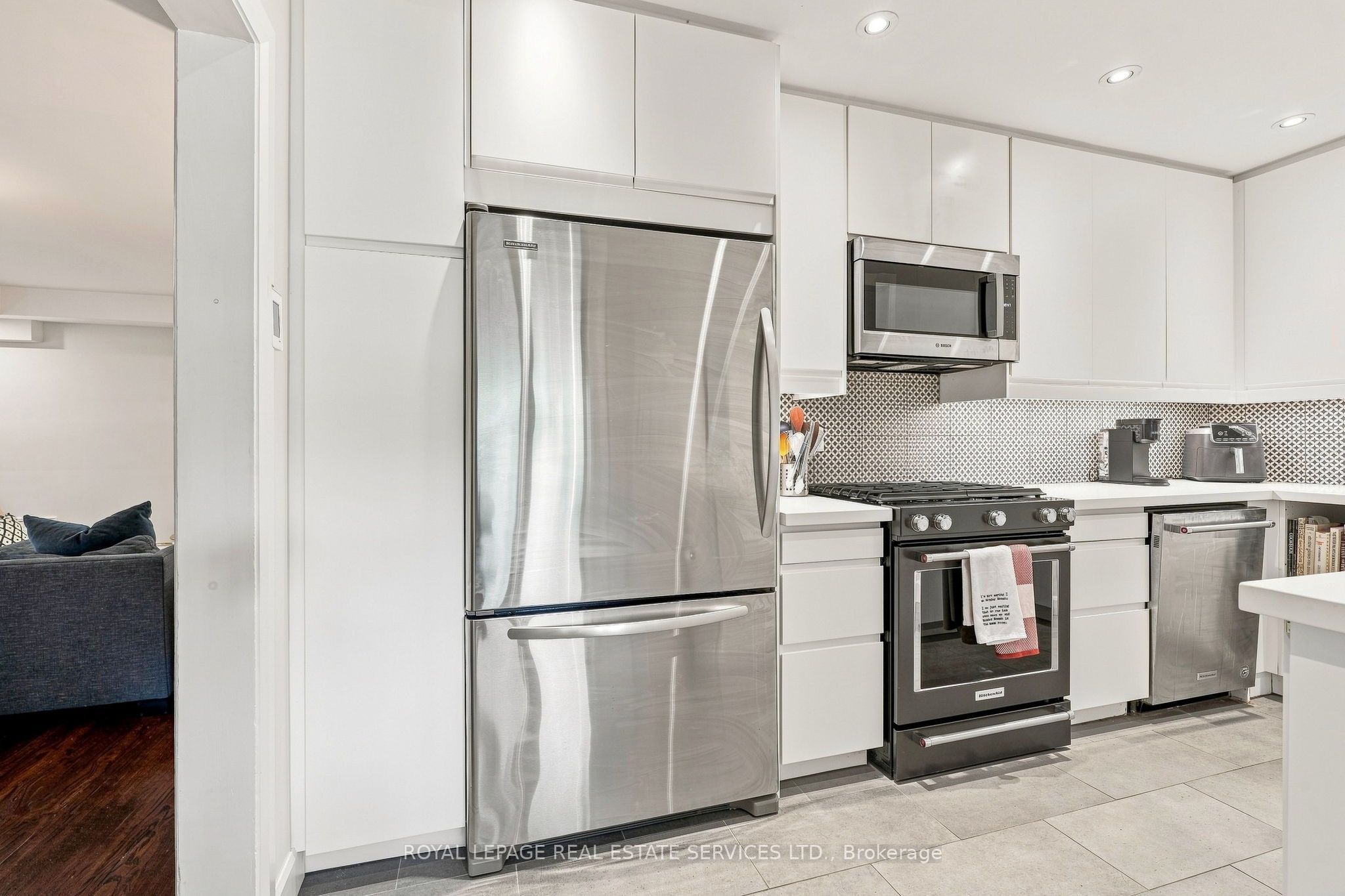 372 Trafalgar Road Property Photo 17