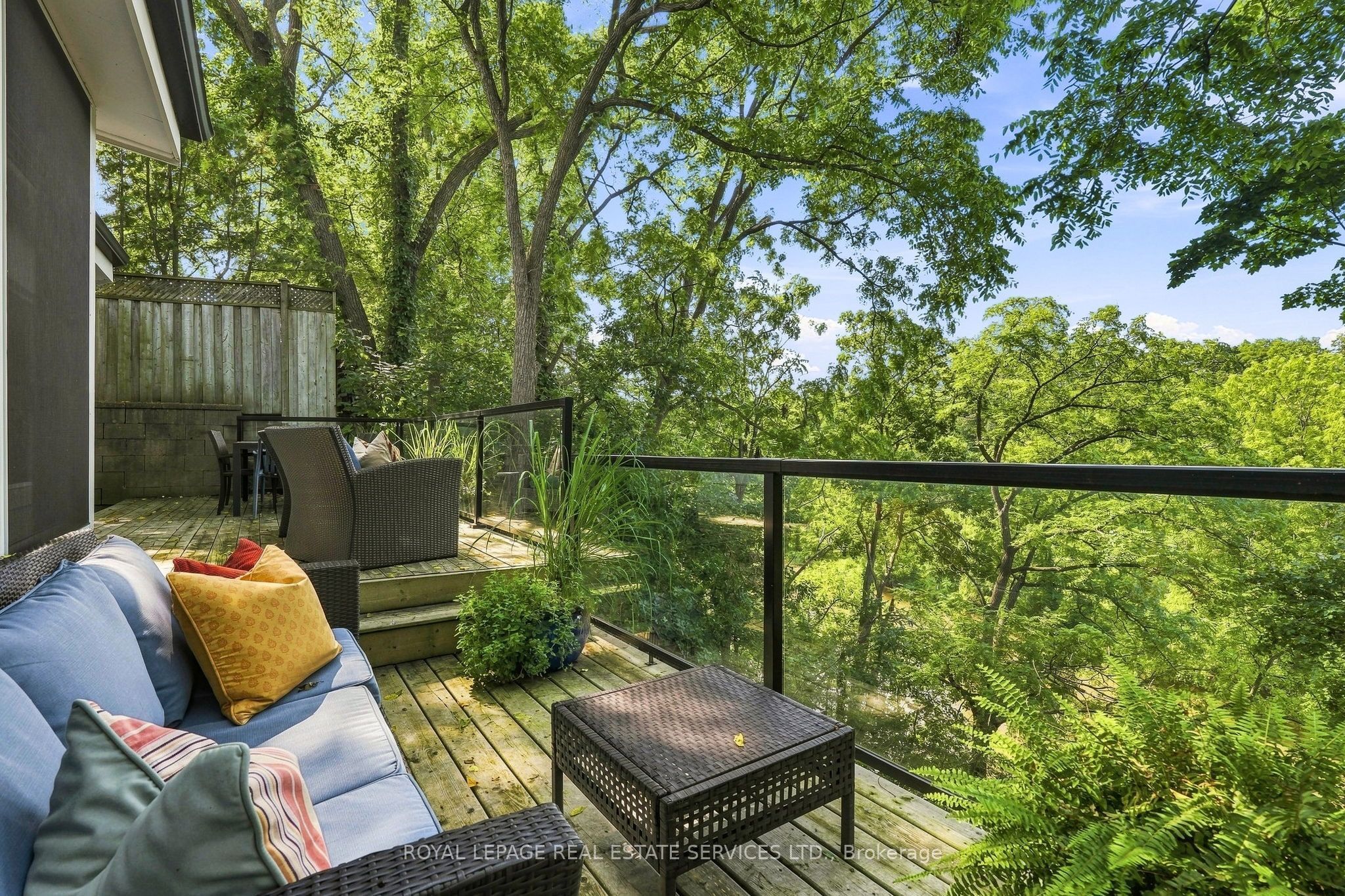 372 Trafalgar Road Property Photo 26