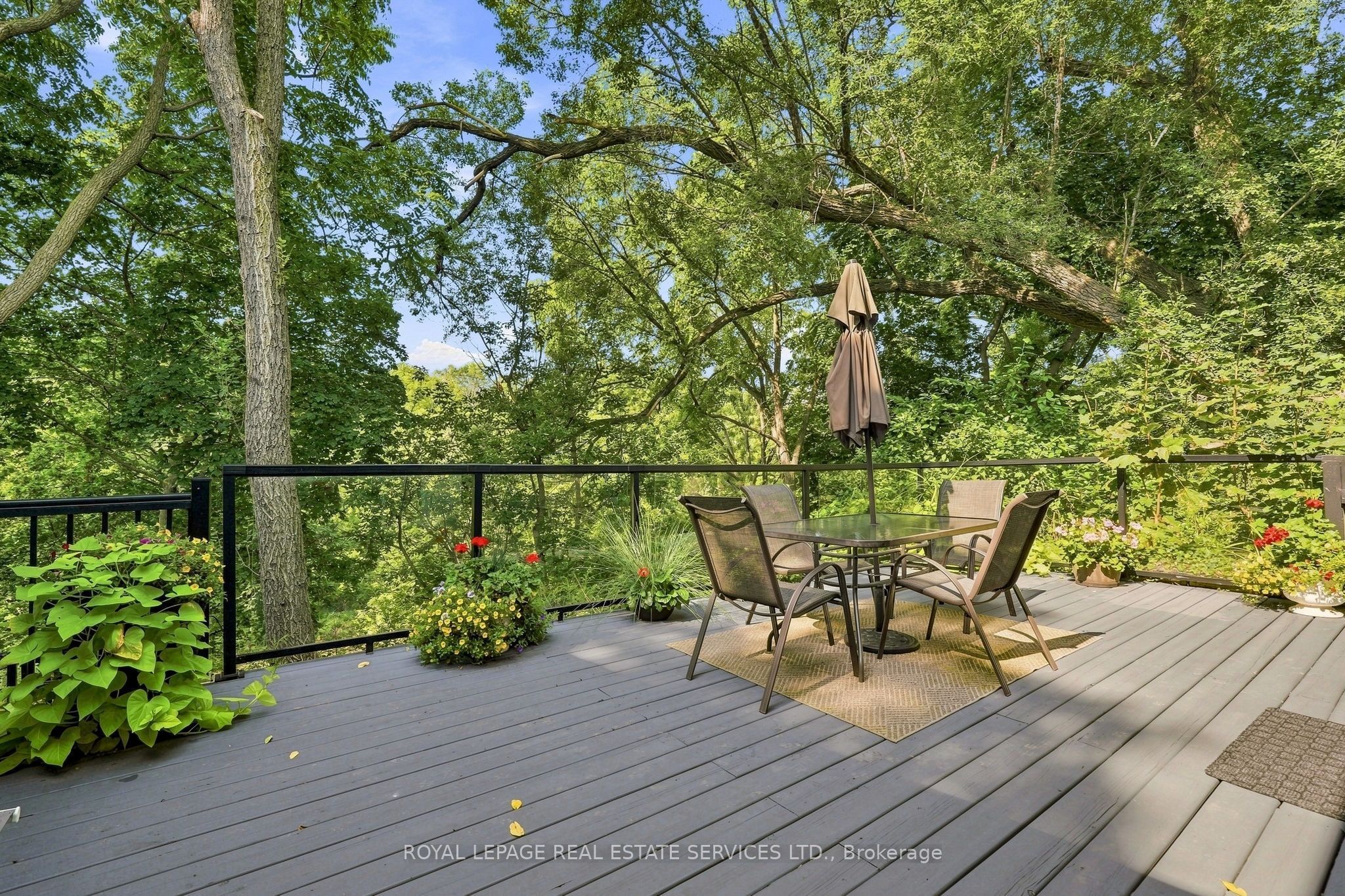 372 Trafalgar Road Property Photo 49