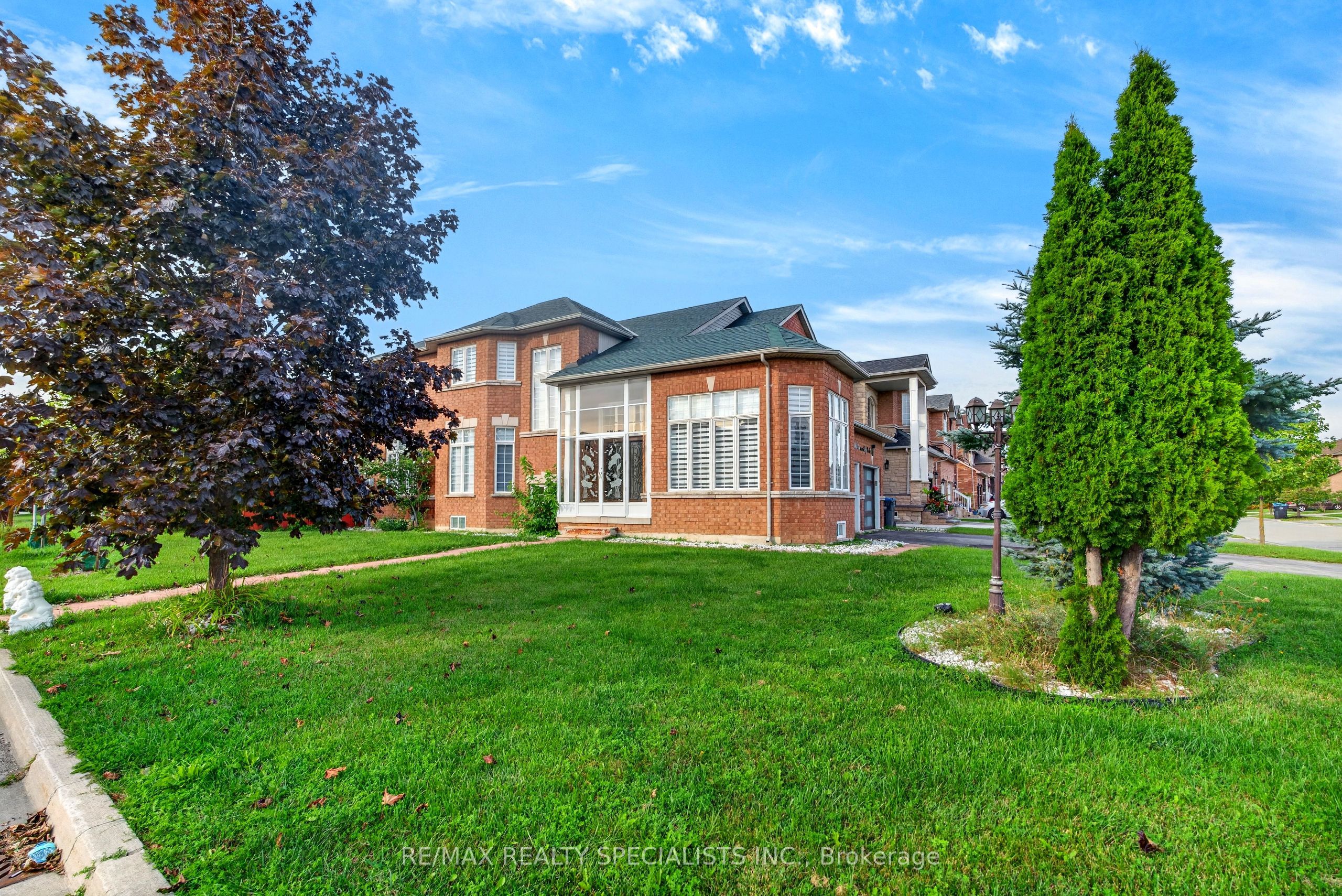 3463 Crimson King Circle Property Photo 5