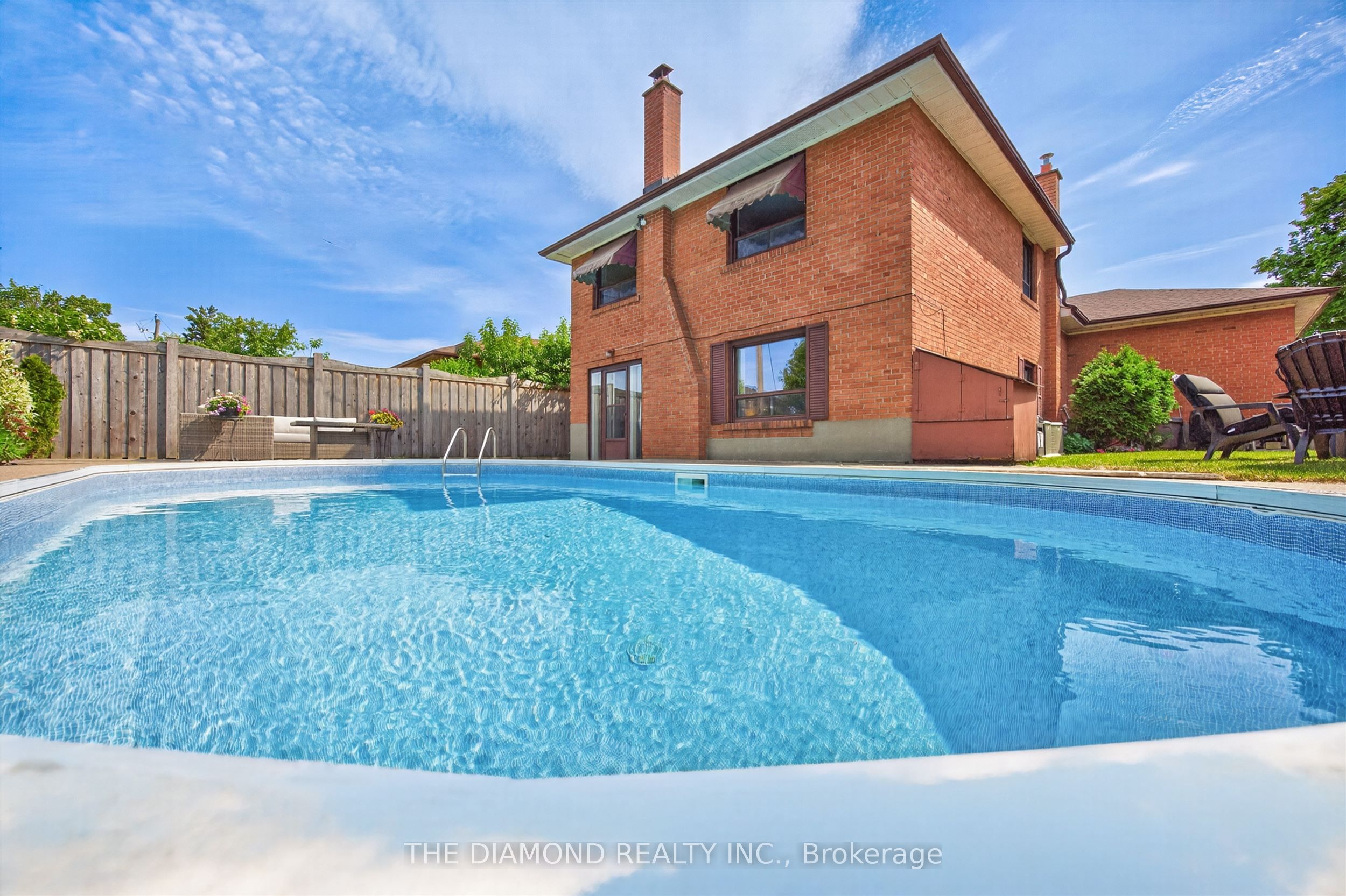 11 Swordbill Drive Property Photo 39