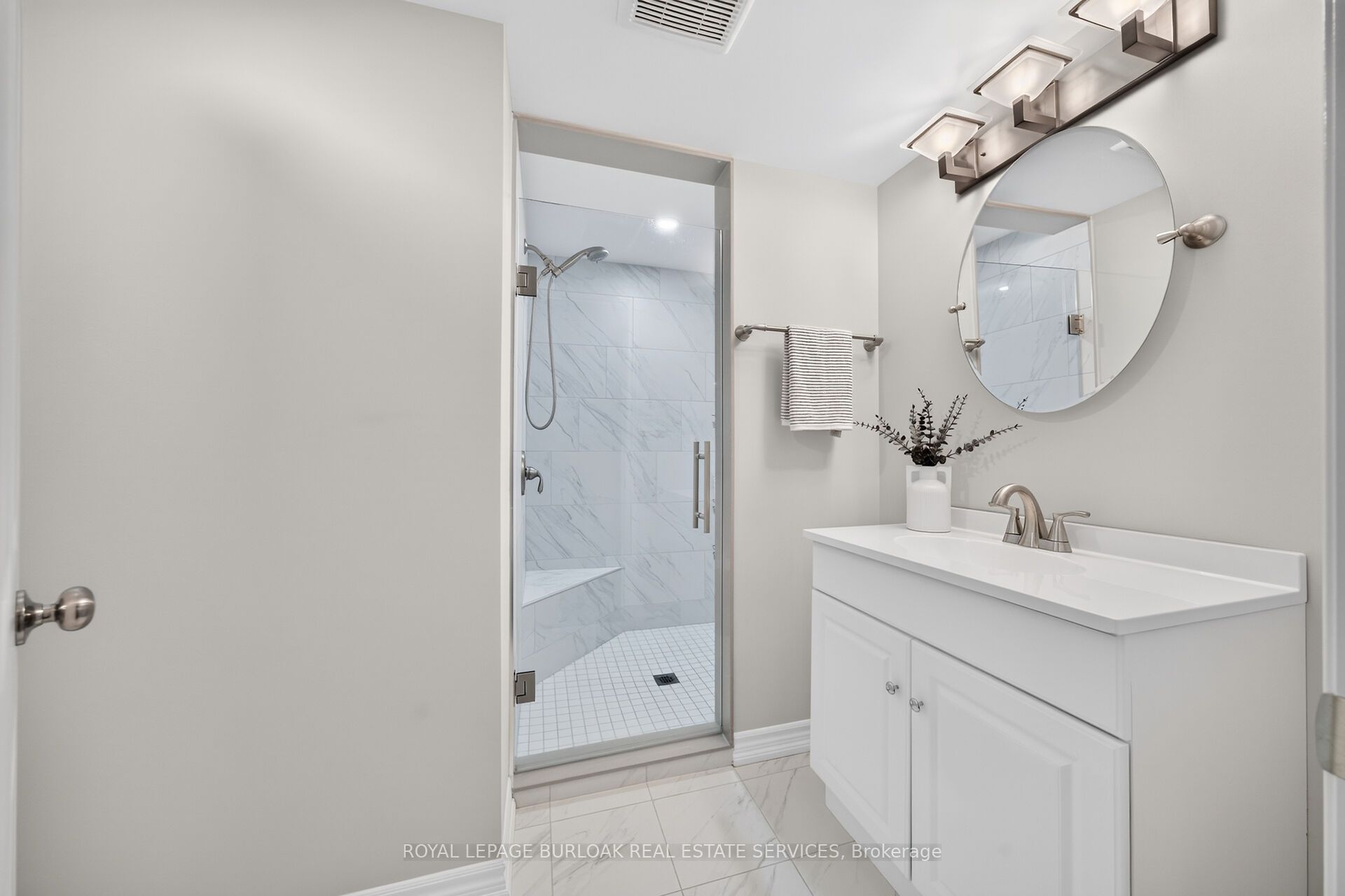 2203 Turnberry Road Property Photo 39