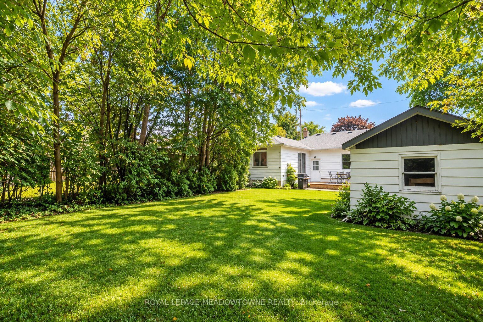 436 Broadway Avenue Property Photo 4