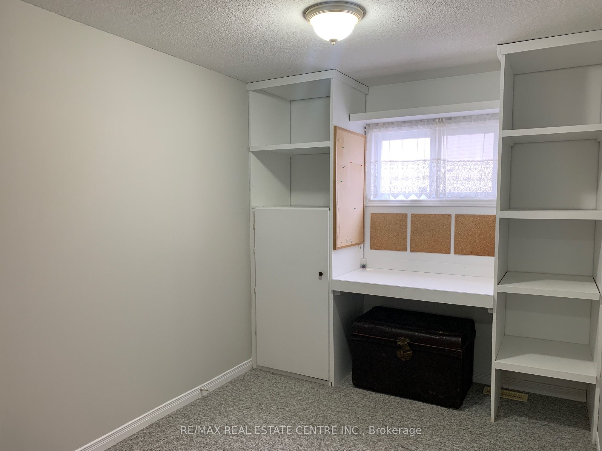 35 Cameron Court Property Photo 19