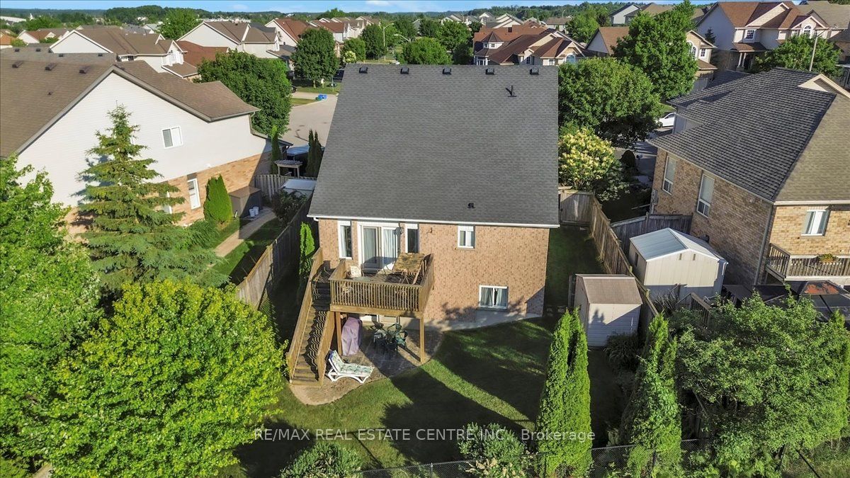 35 Cameron Court Property Photo 25