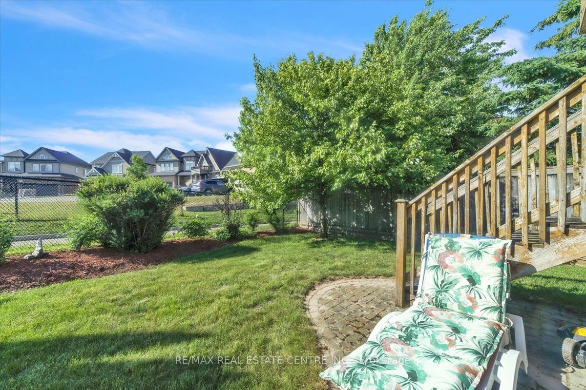 35 Cameron Court Property Photo 26