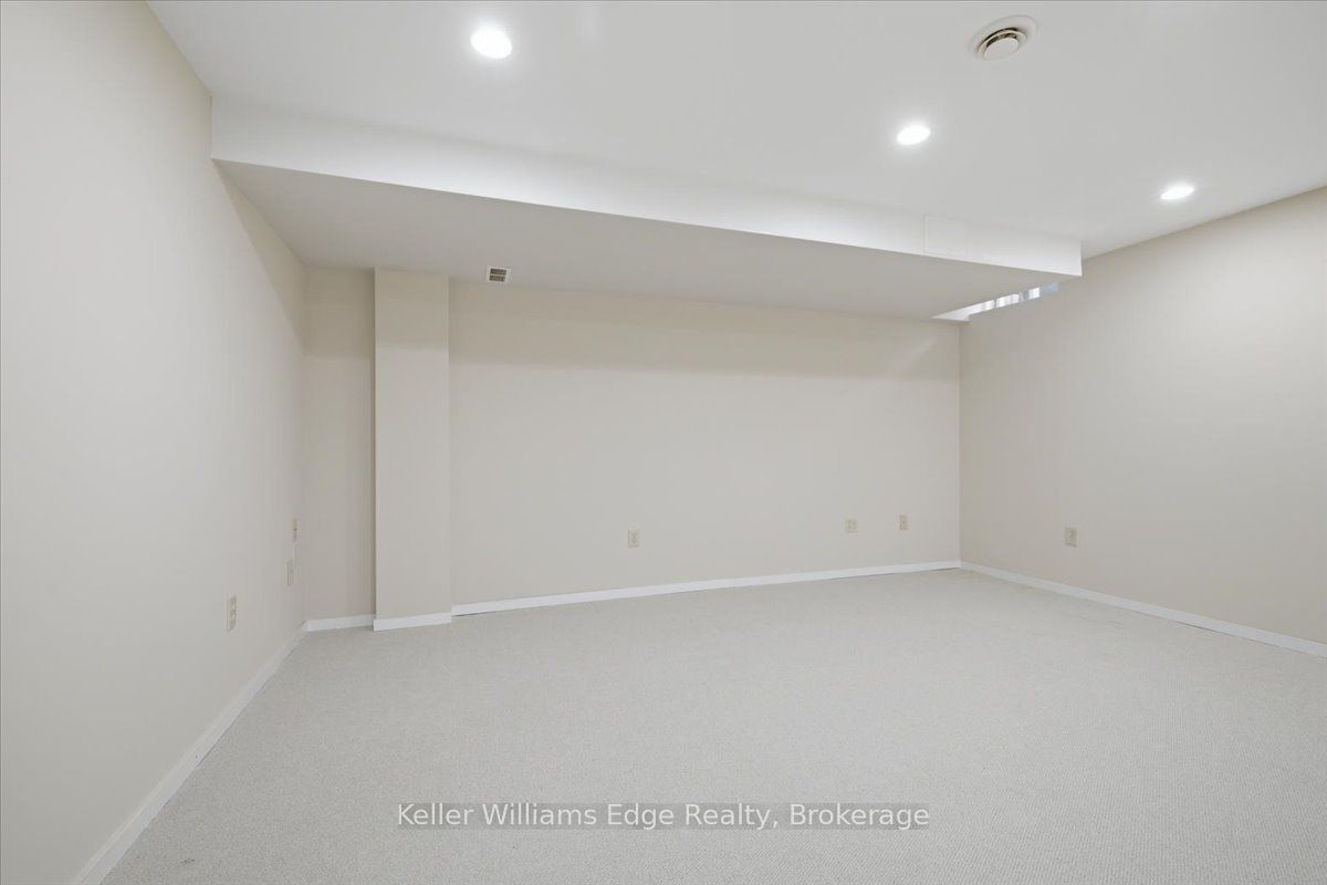2025 Cleaver Avenue 20 Property Photo 37