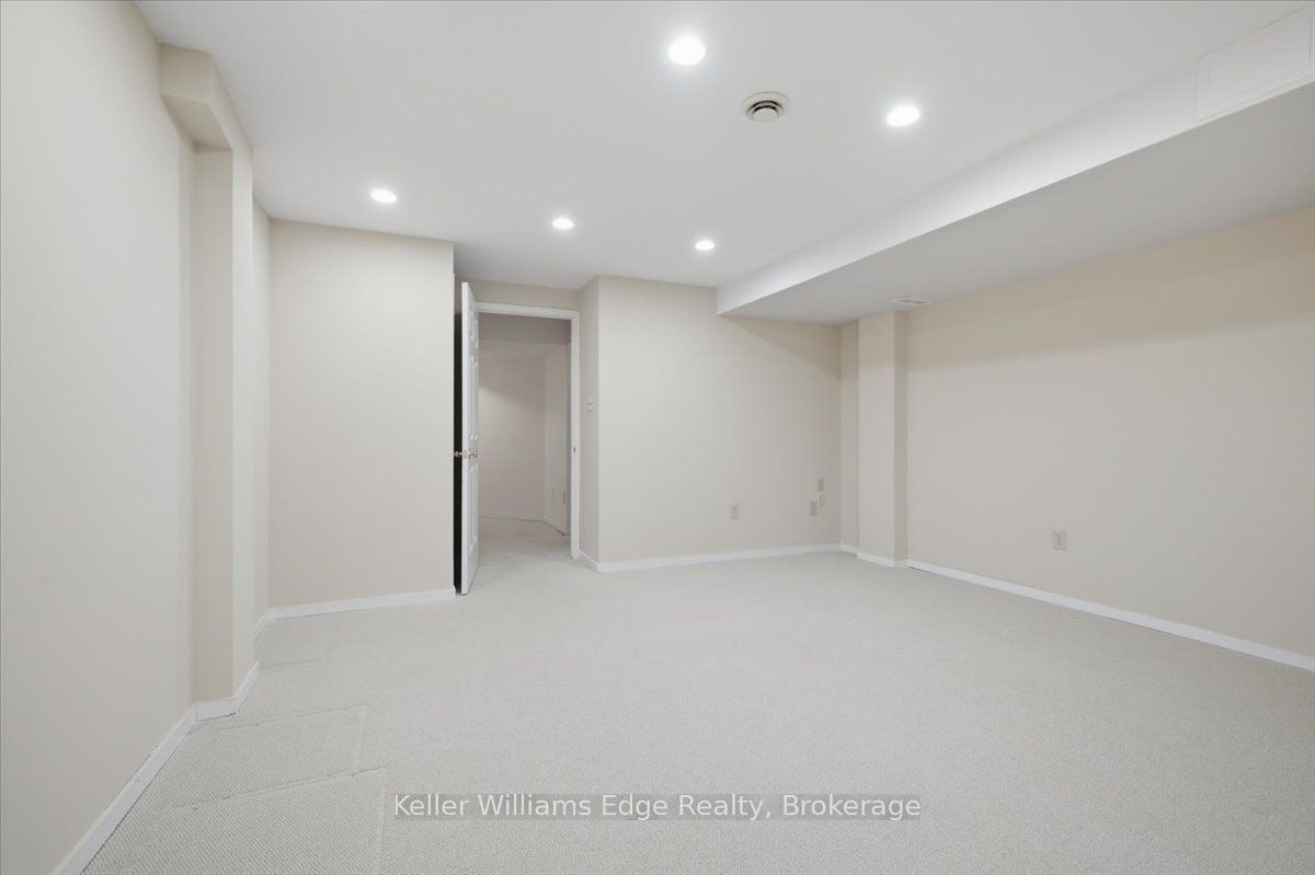 2025 Cleaver Avenue 20 Property Photo 38