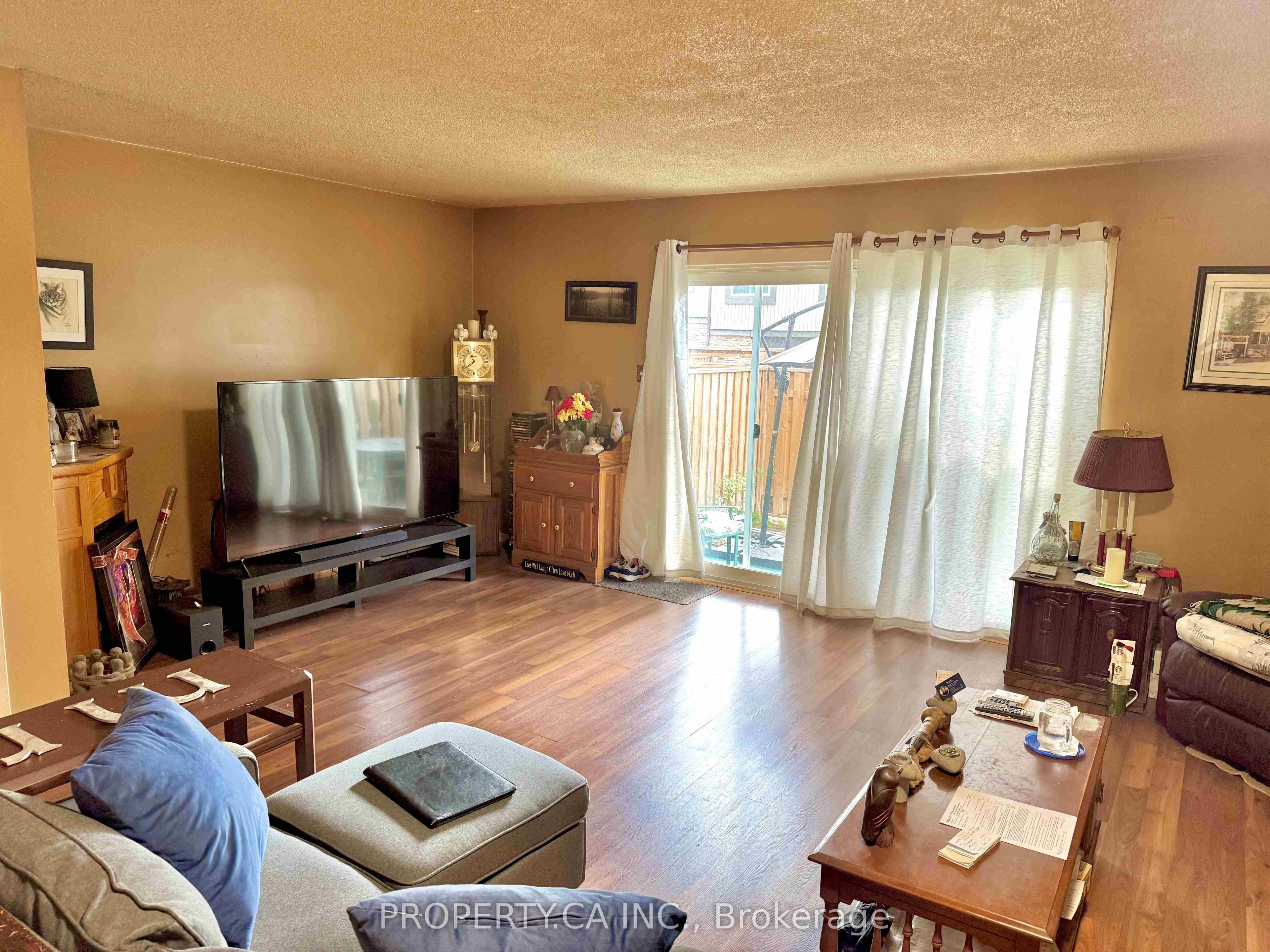 296 Wilson Drive Property Photo 3