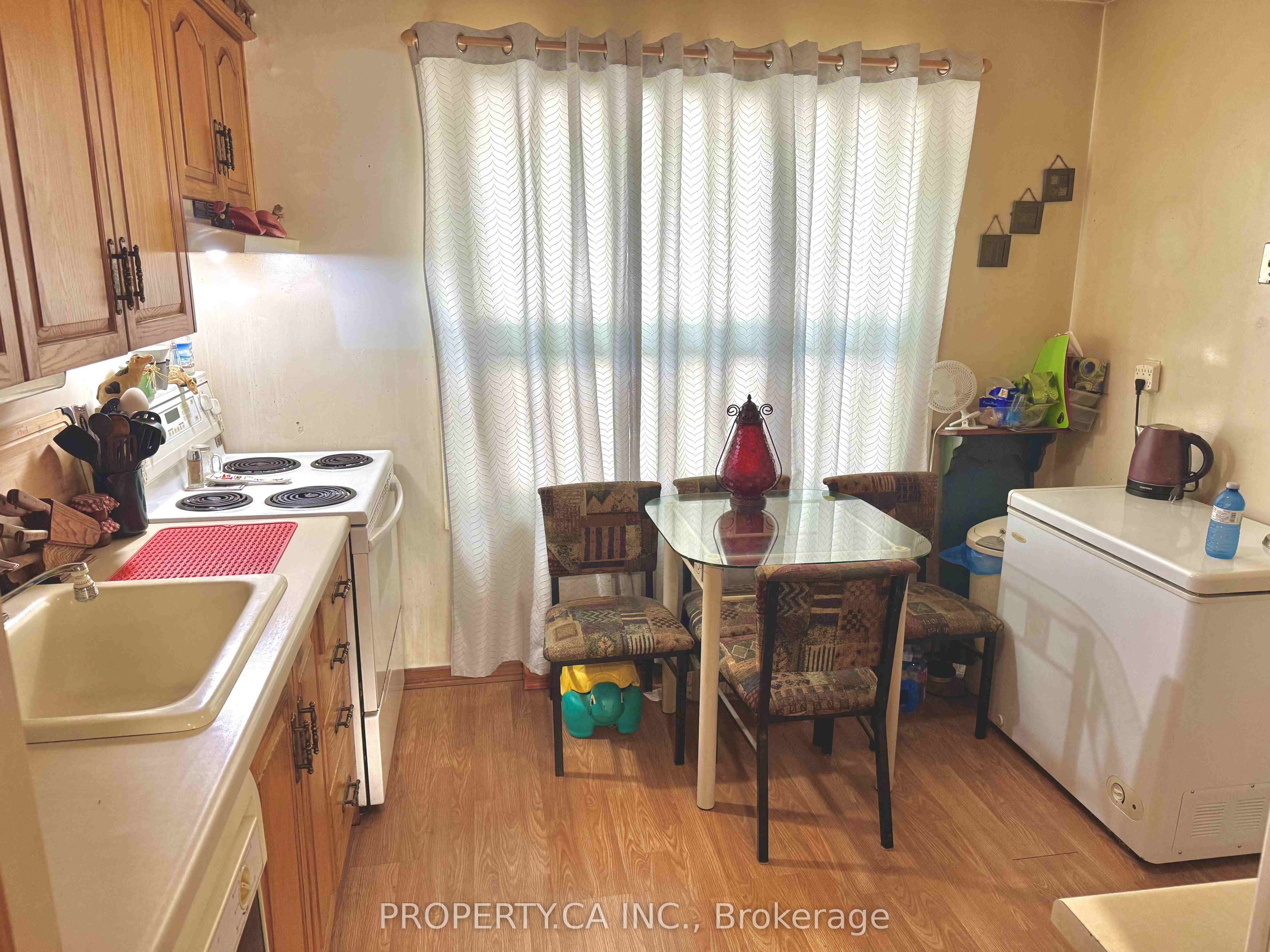 296 Wilson Drive Property Photo 6