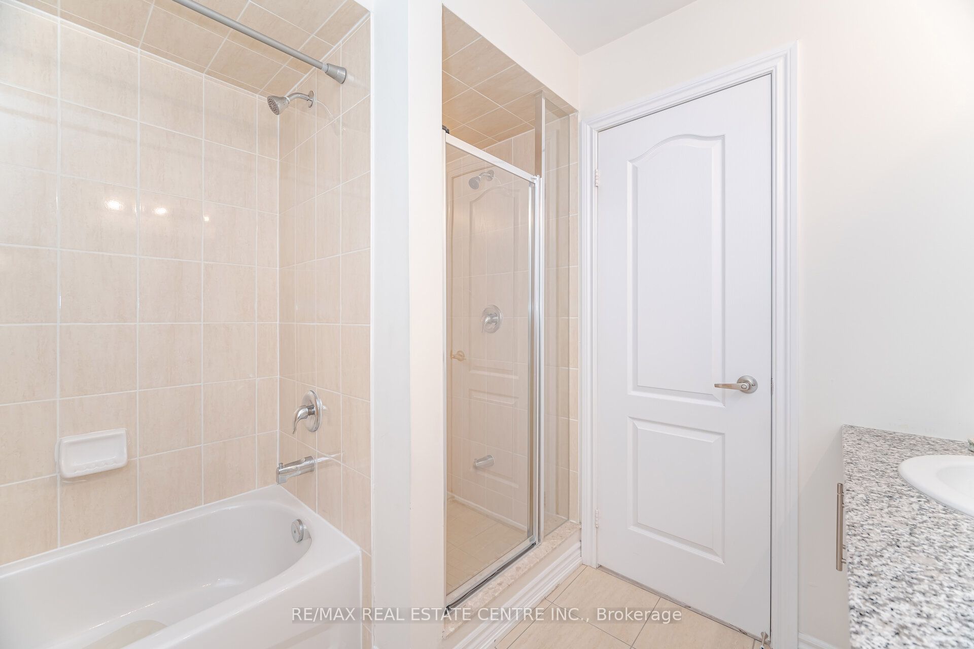 11 Yately Street Property Photo 21