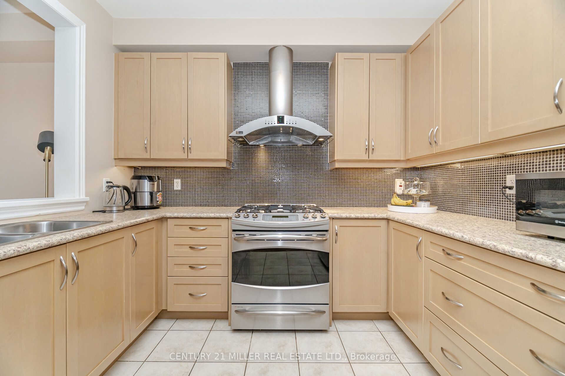2191 Emily Circle Property Photo 11