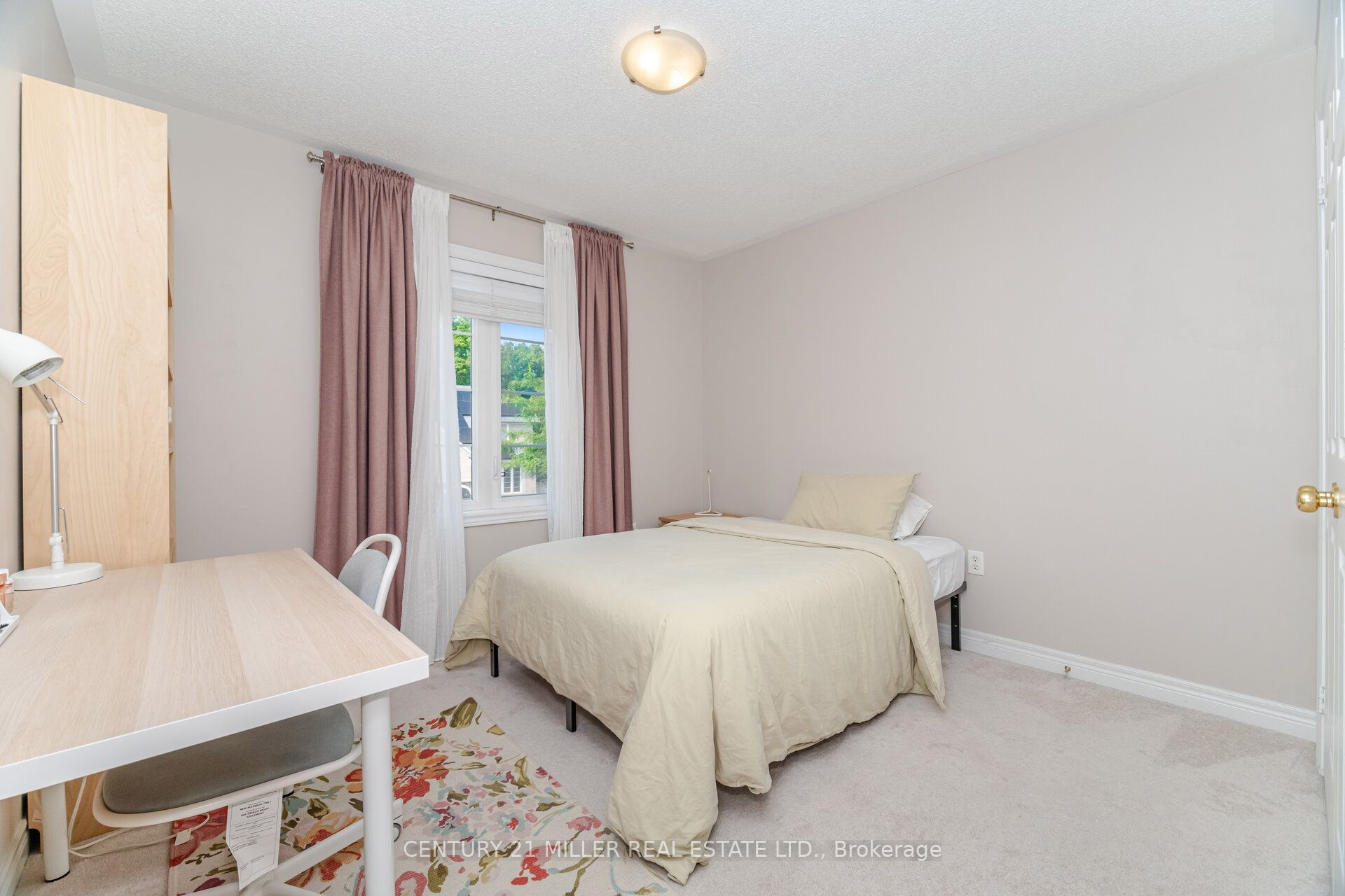 2191 Emily Circle Property Photo 29