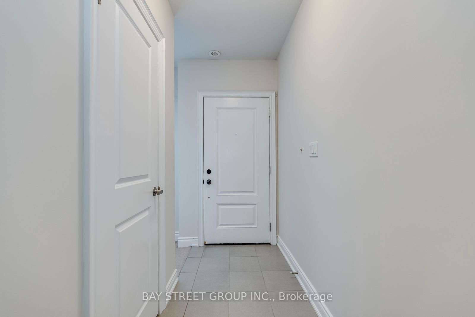 2172 Trafalgar Road #21 Property Photo 3