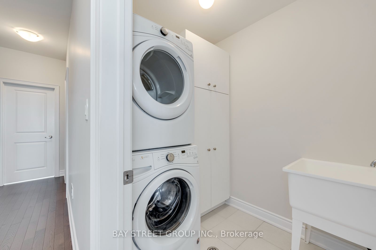 2172 Trafalgar Road #21 Property Photo 27