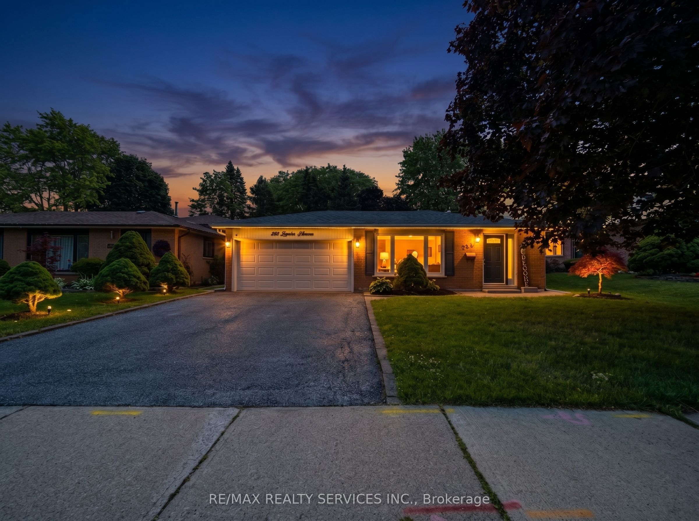 238 Laurier Avenue Property Photo 1