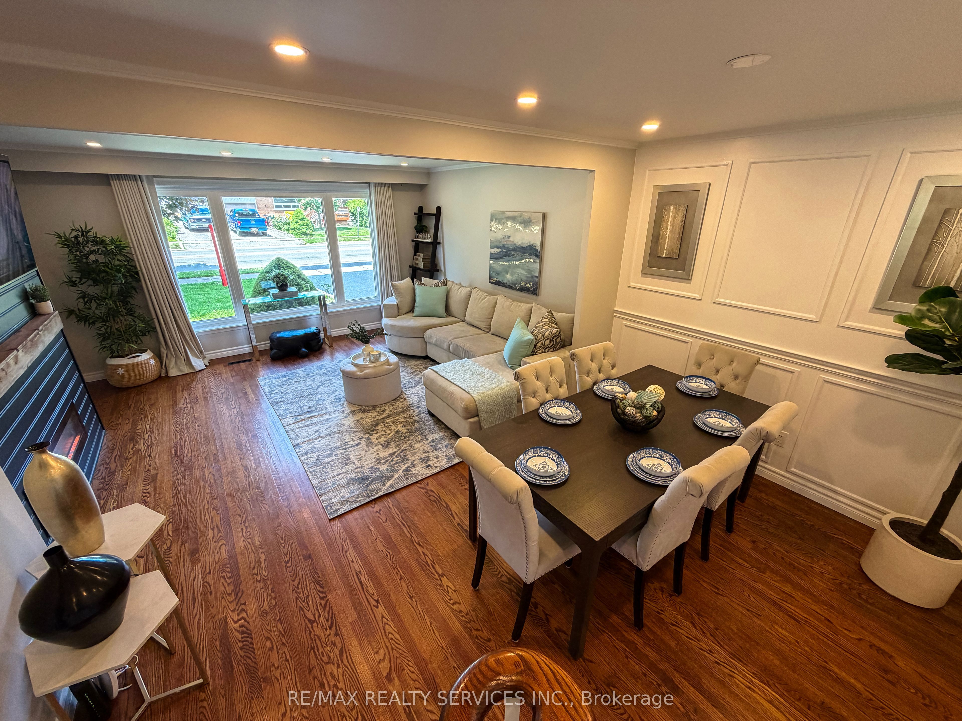 238 Laurier Avenue Property Photo 17