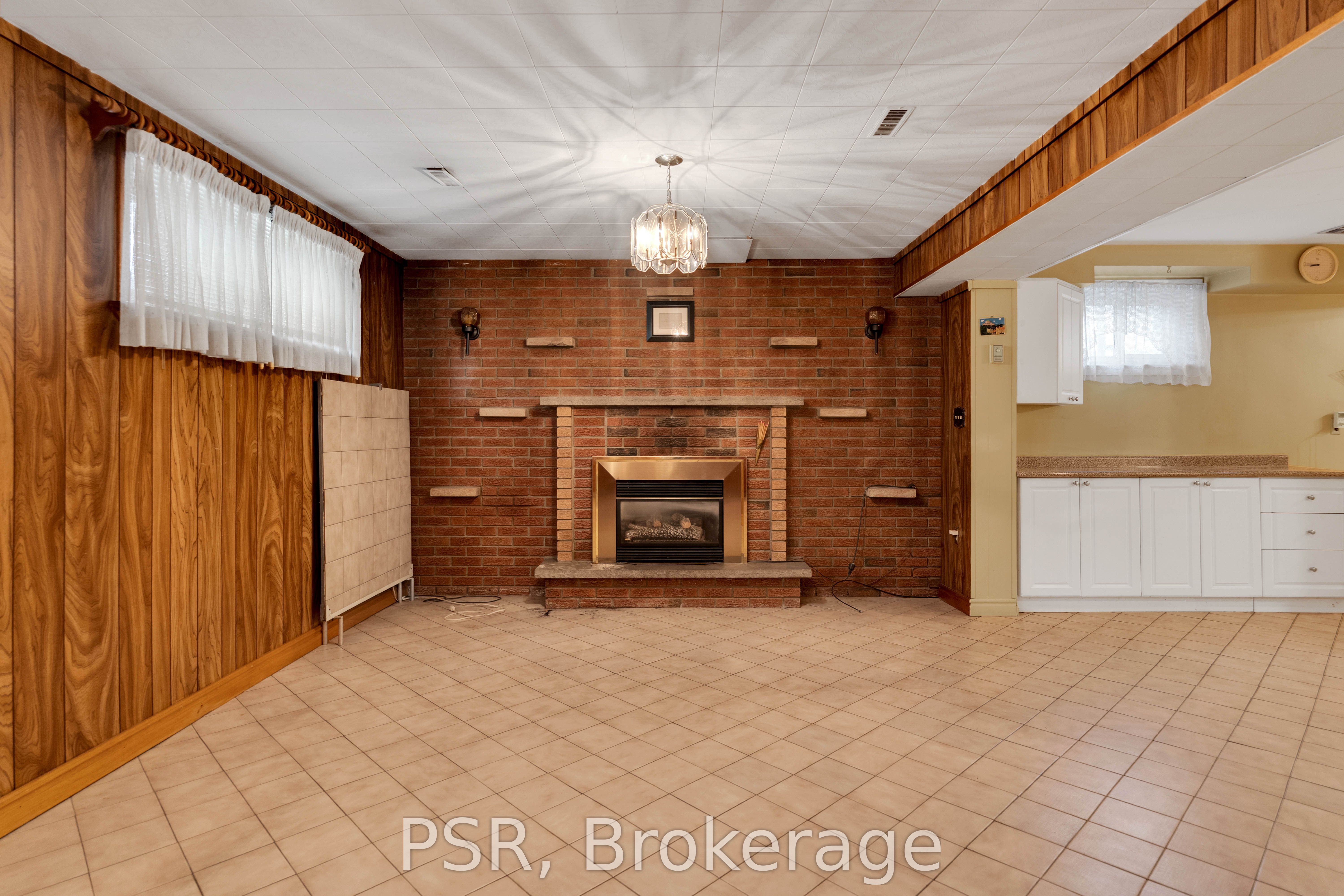 60 Bamford Crescent Property Photo 32