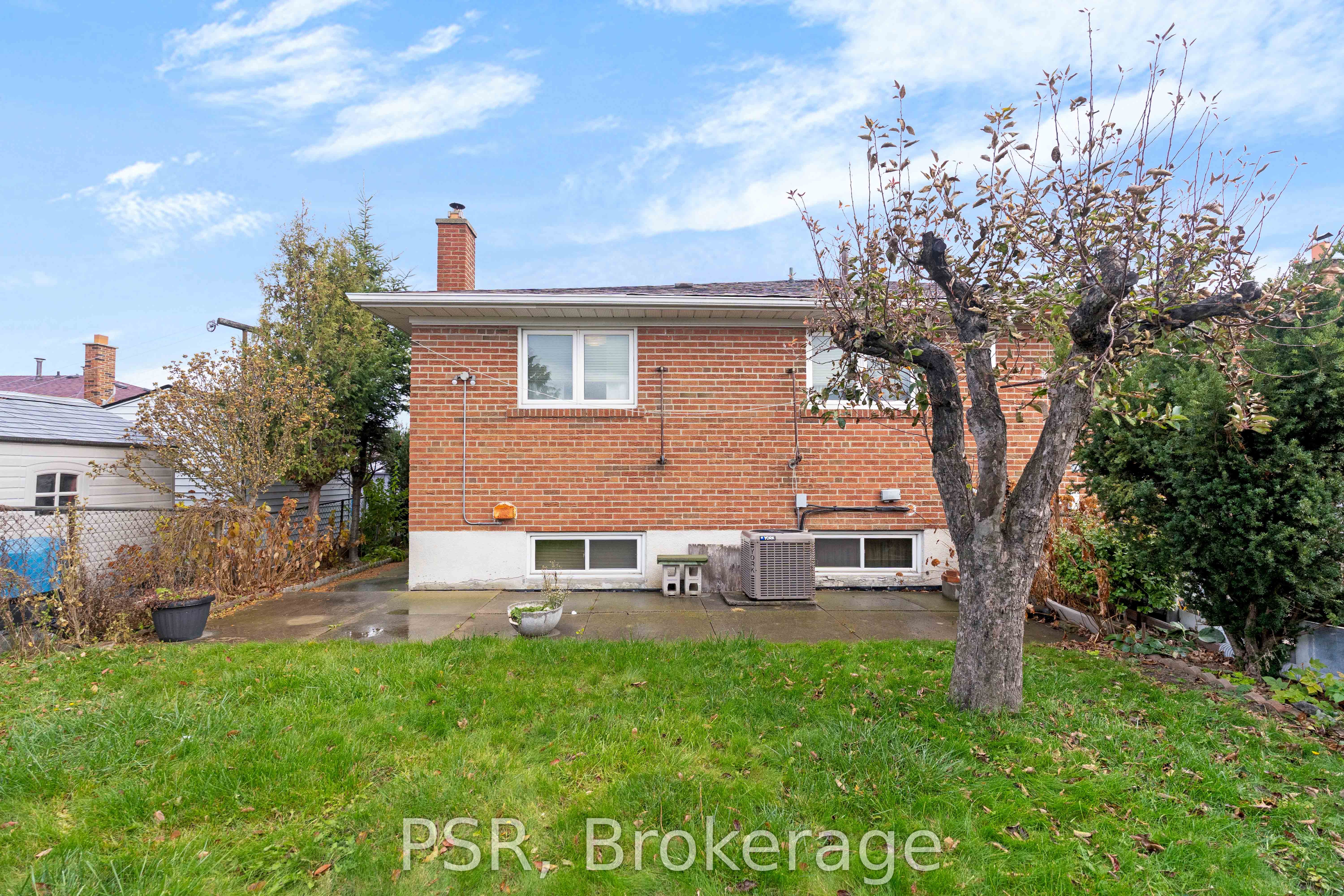 60 Bamford Crescent Property Photo 40