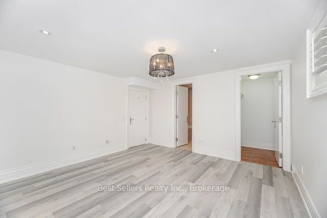 1595 Calverton Court Property Photo 33