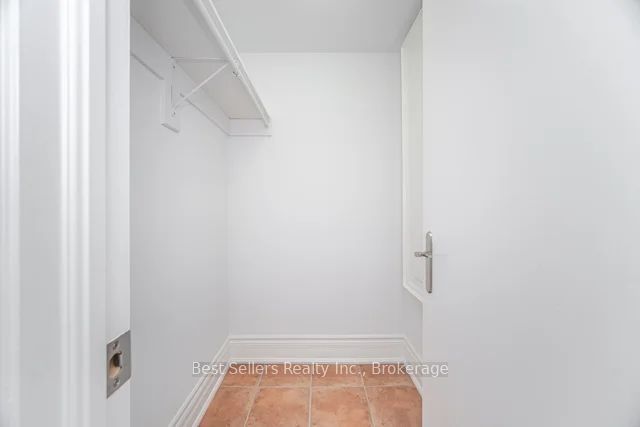 1595 Calverton Court Property Photo 36