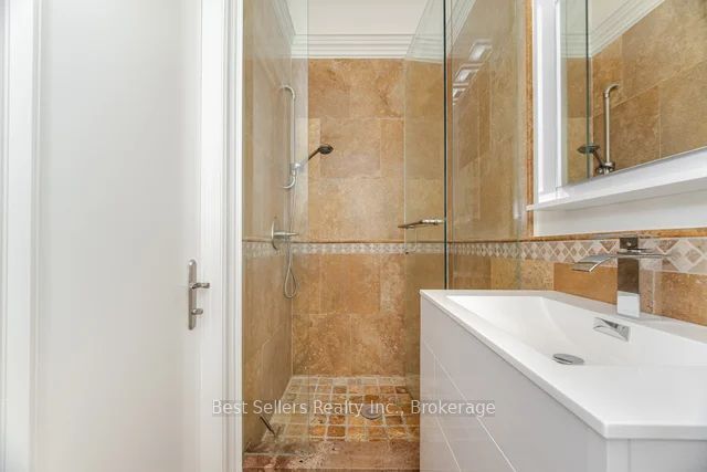 1595 Calverton Court Property Photo 41