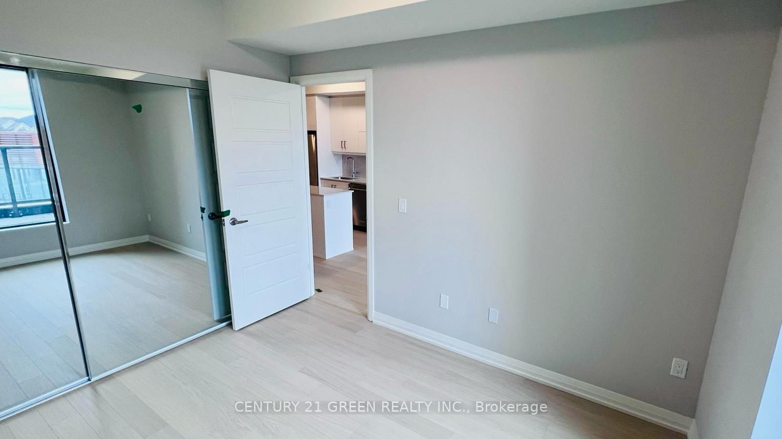 3006 William Cutmore Boulevard 218 Property Photo 12