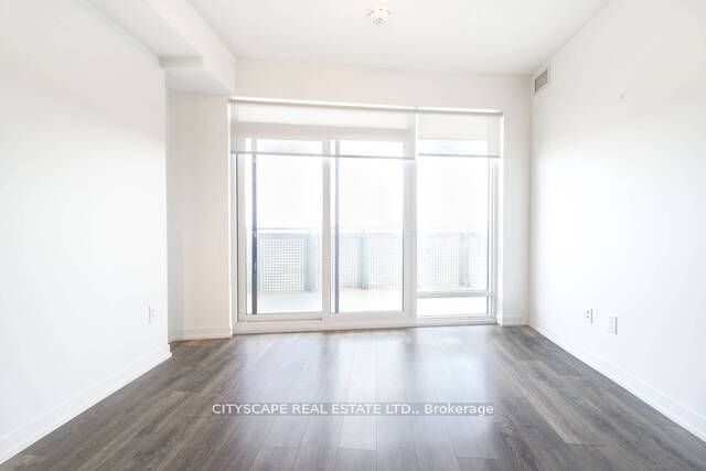 2520 Eglinton Avenue W 1507 Property Photo 6