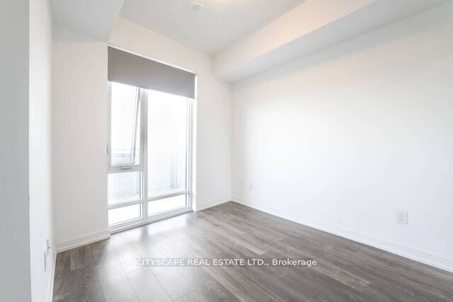2520 Eglinton Avenue W 1507 Property Photo 14