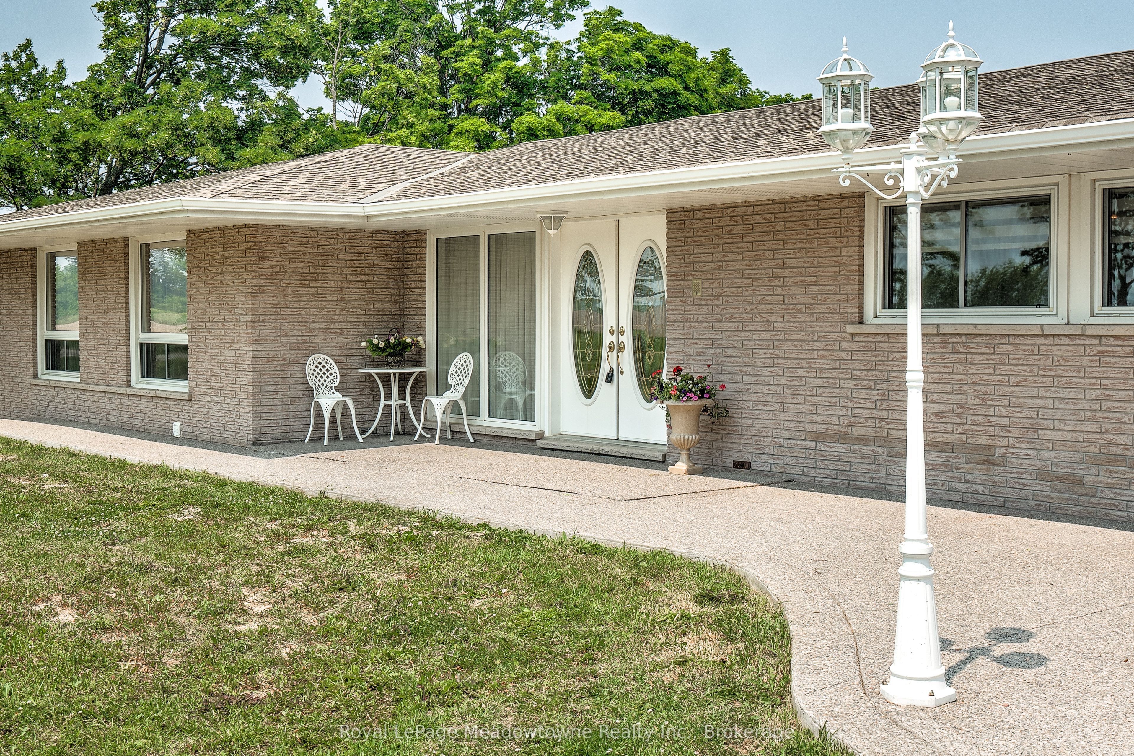 11511 Winston Churchill Boulevard Property Photo 2
