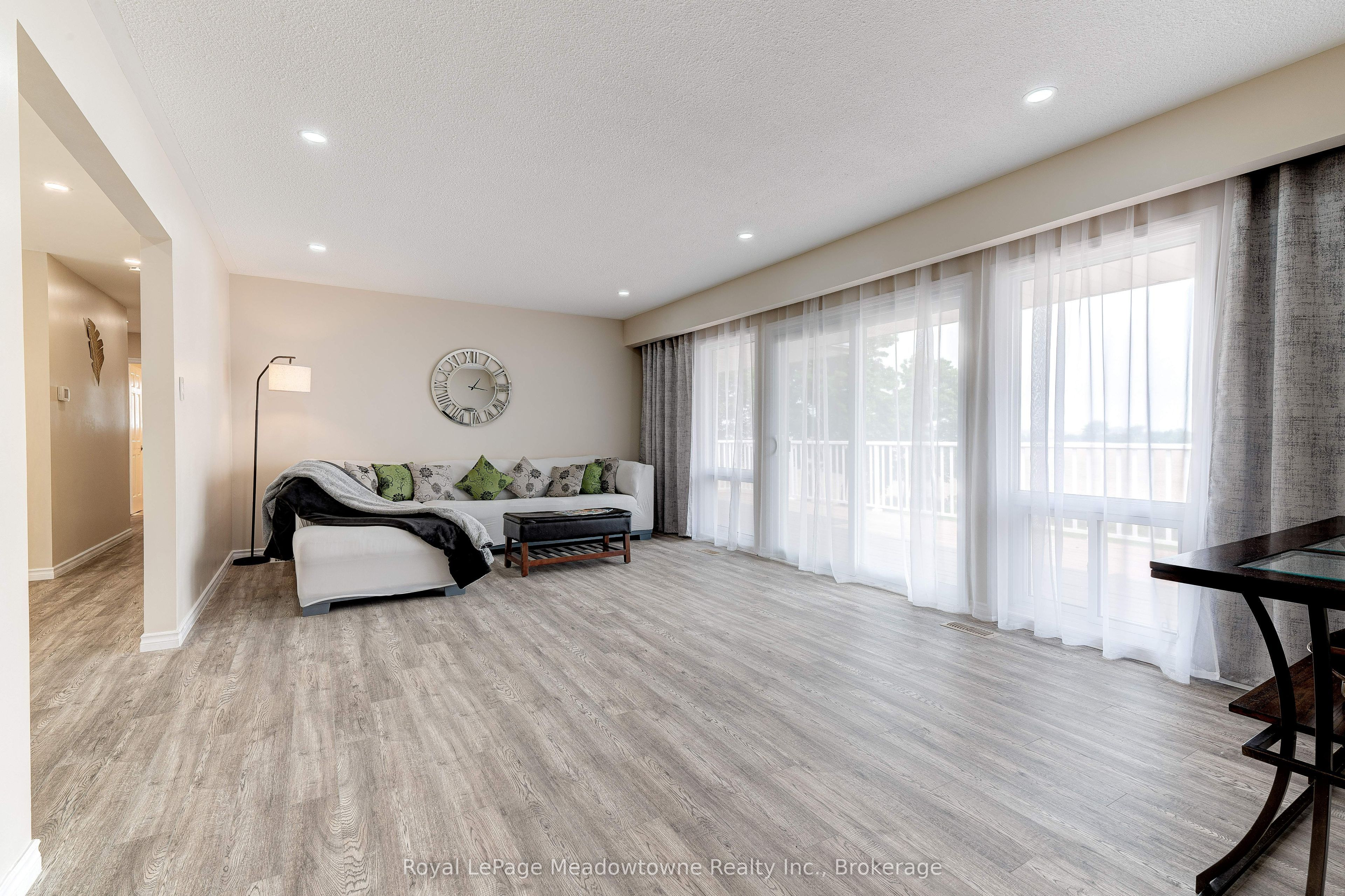 11511 Winston Churchill Boulevard Property Photo 6