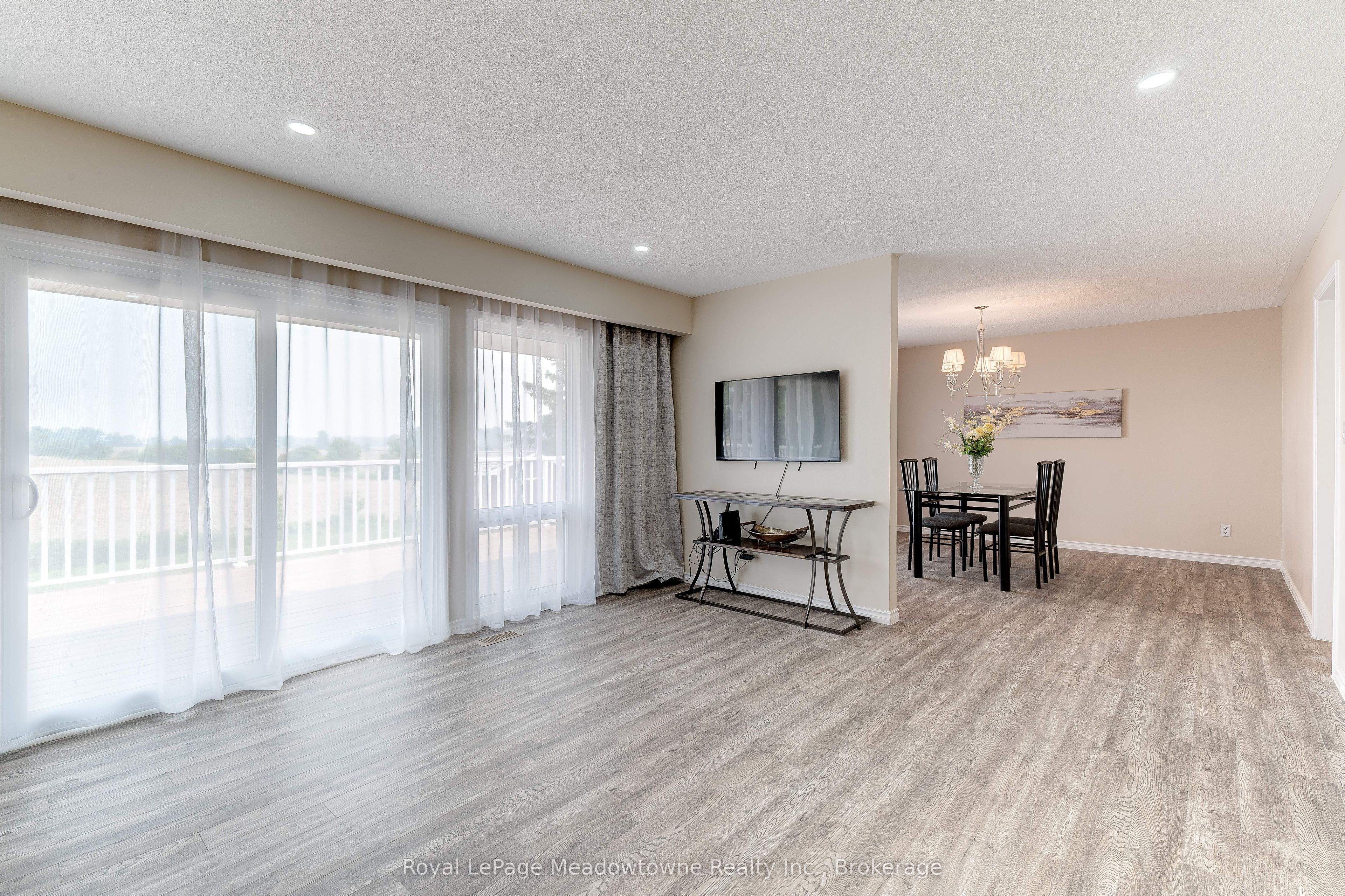 11511 Winston Churchill Boulevard Property Photo 7