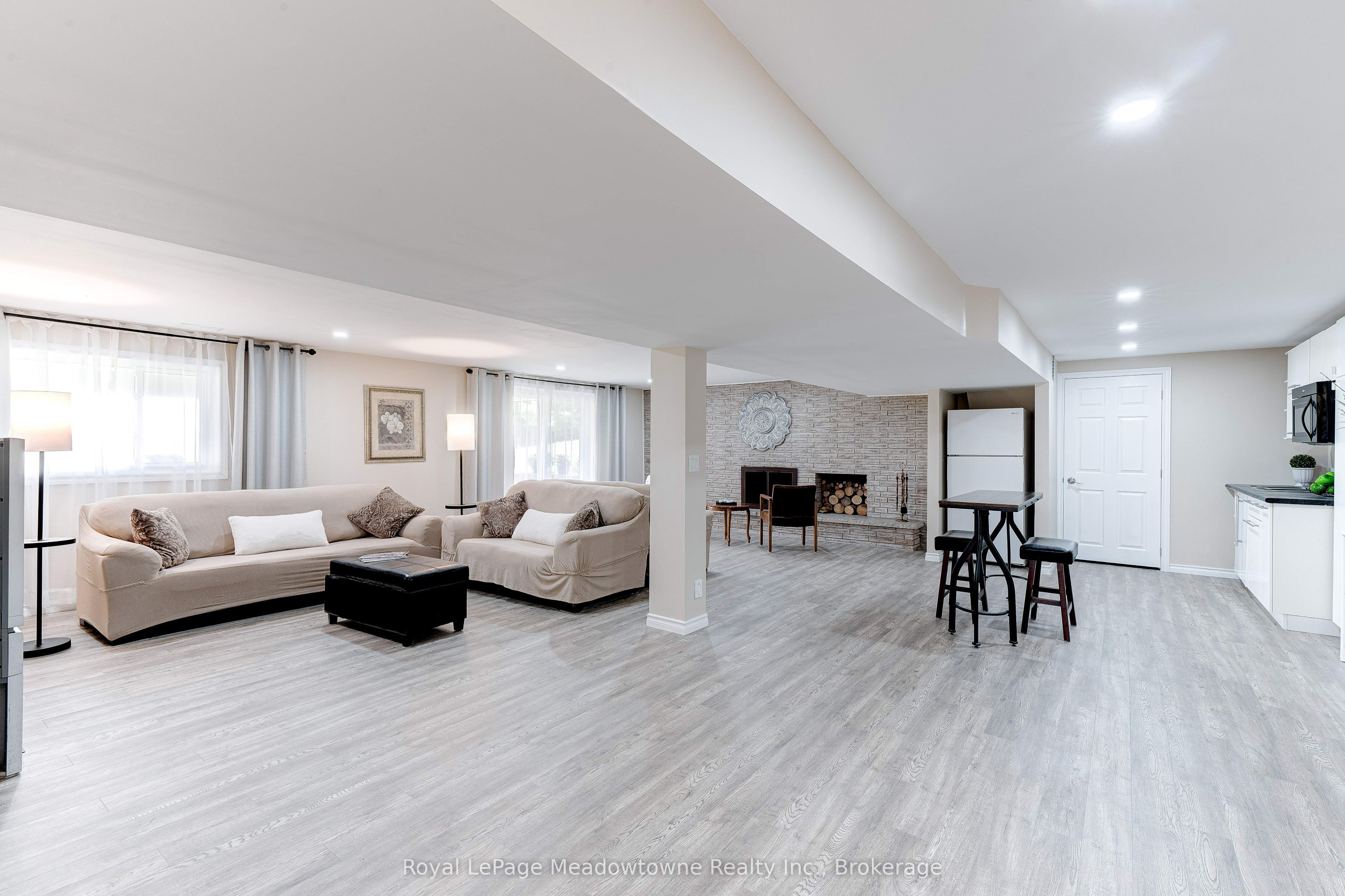 11511 Winston Churchill Boulevard Property Photo 27
