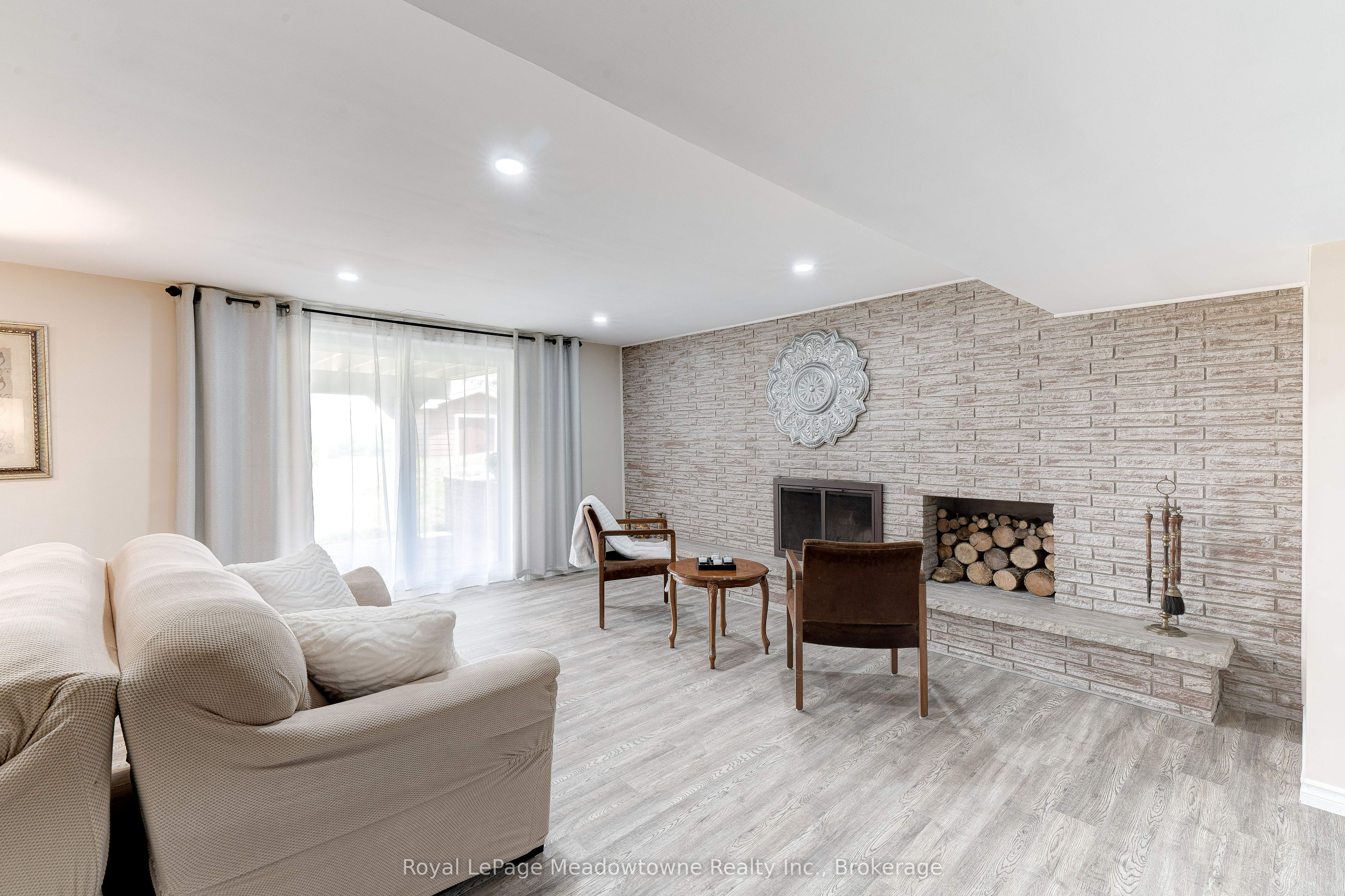 11511 Winston Churchill Boulevard Property Photo 29