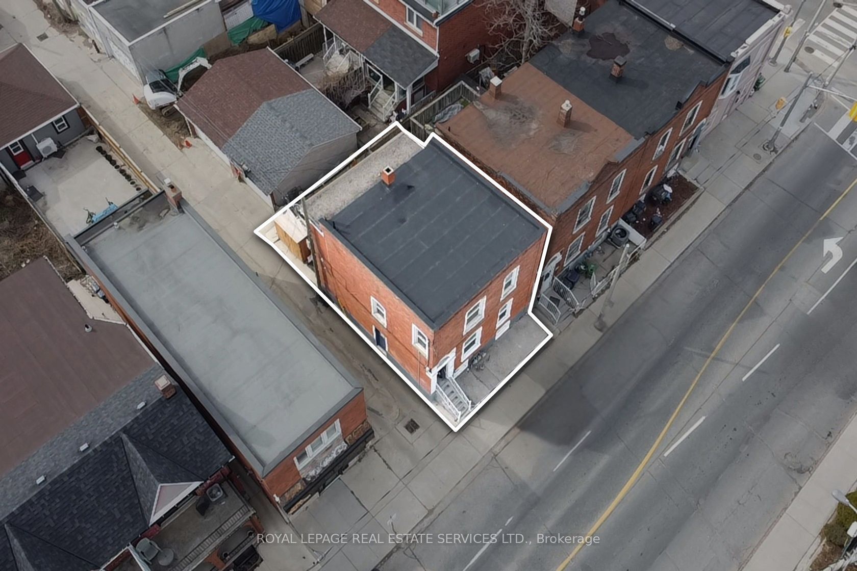 740 Lansdowne Avenue Property Photo 1