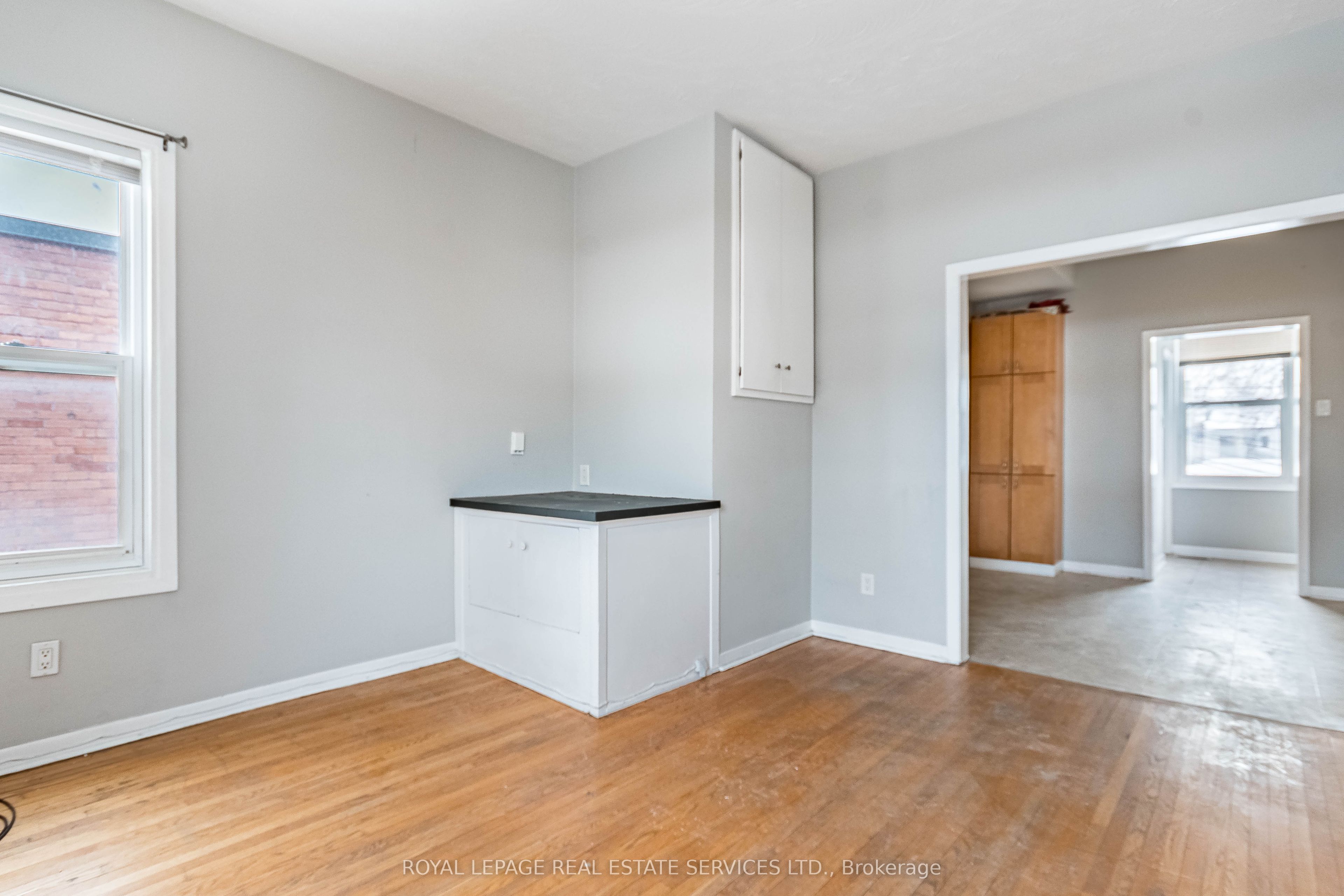 740 Lansdowne Avenue Property Photo 12