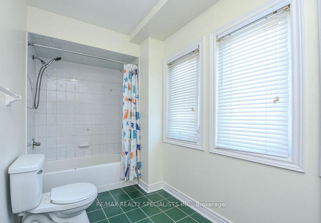 6828 Gracefield Drive Upper Property Photo 16
