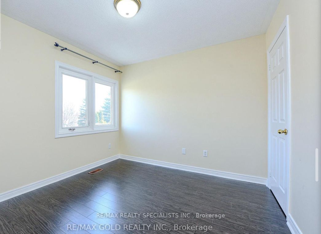 6828 Gracefield Drive Upper Property Photo 19
